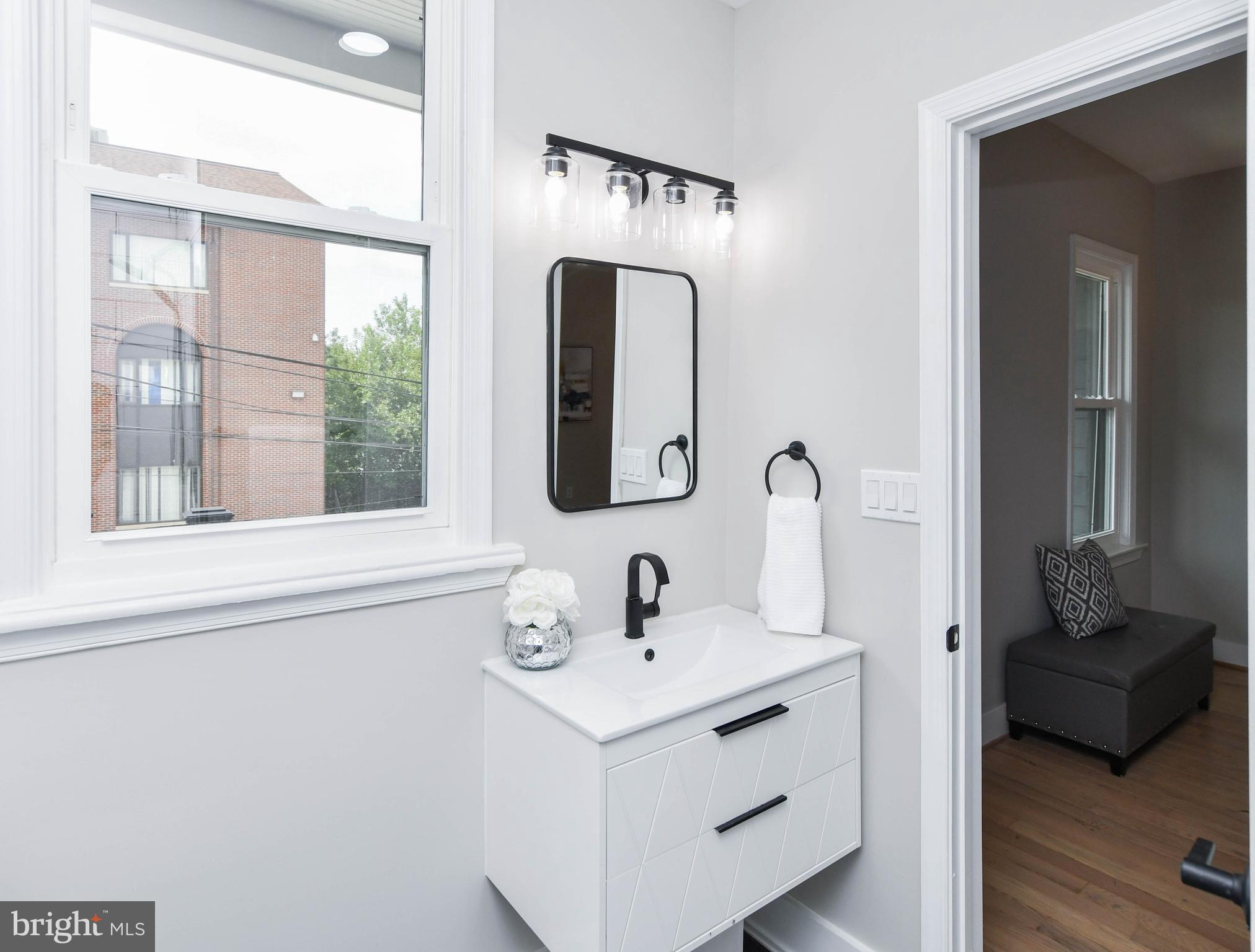 Real estate listing preview #33