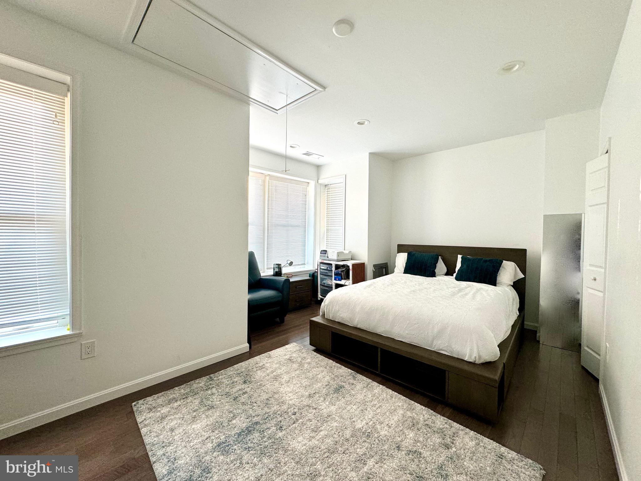 Real estate listing preview #17