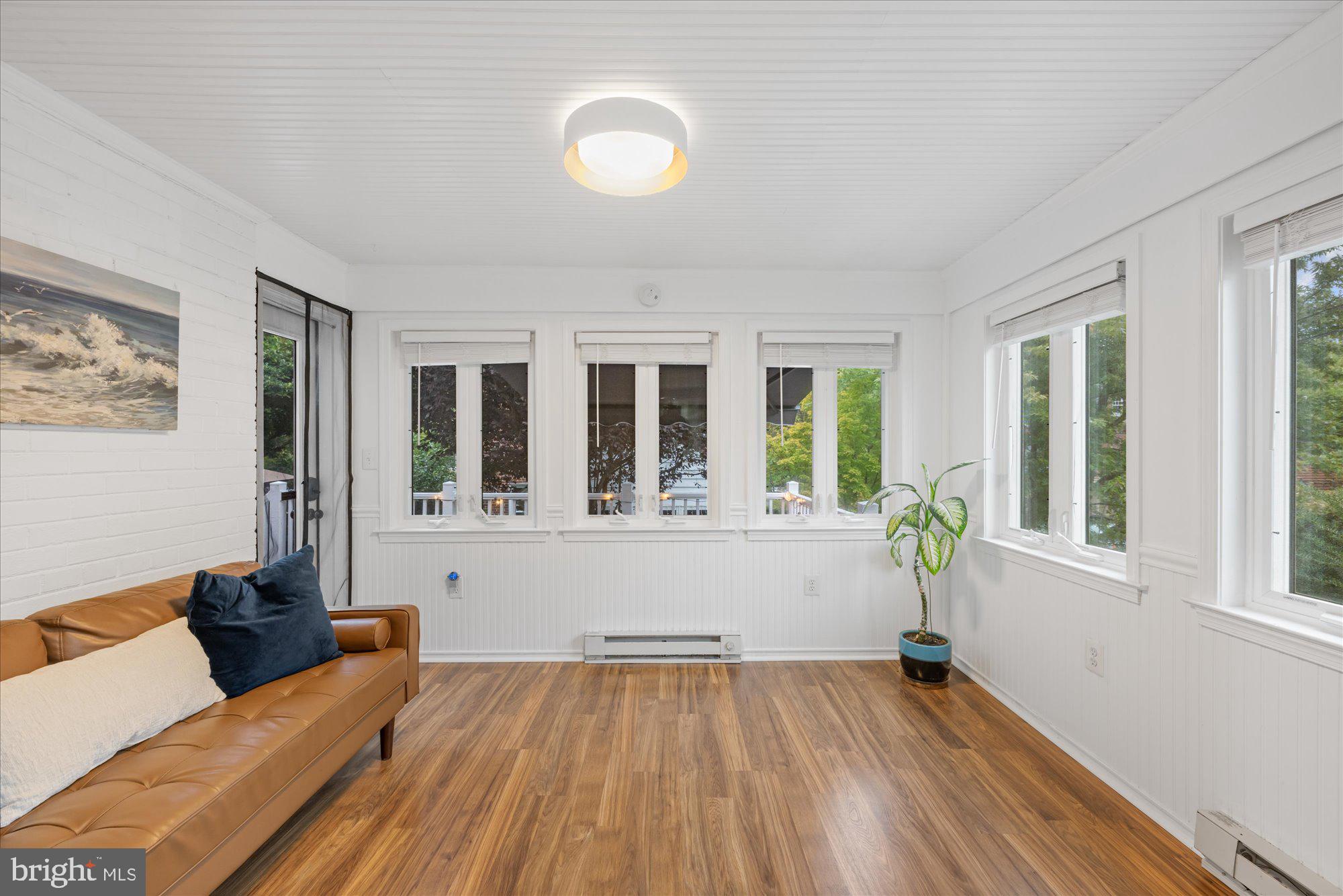 Real estate listing preview #11