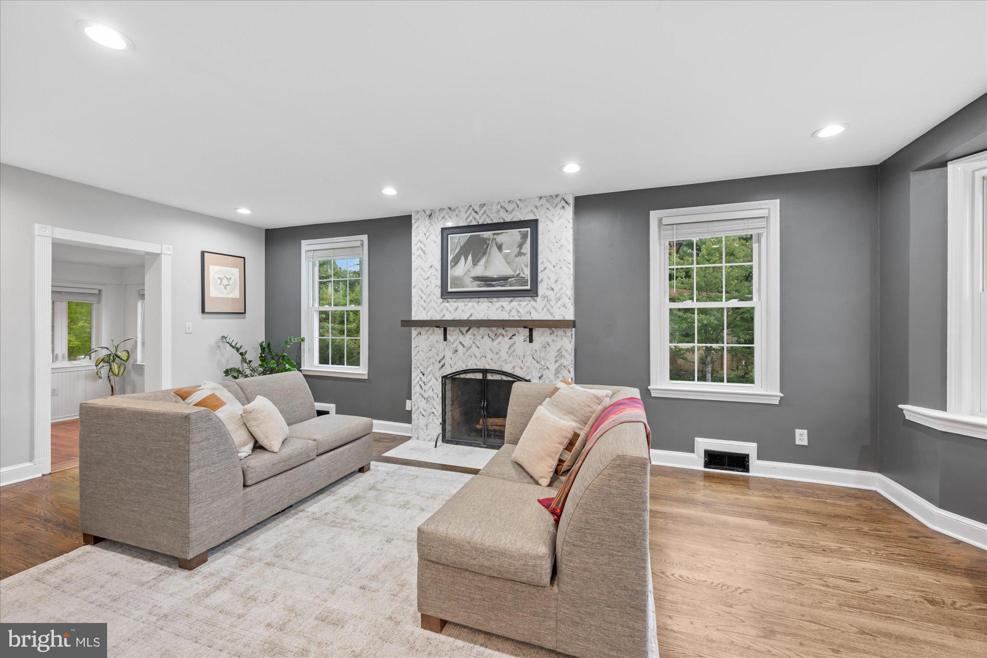 Real estate listing preview #9