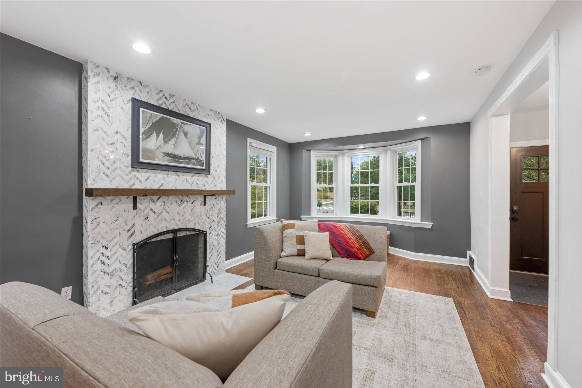 Real estate listing preview #8