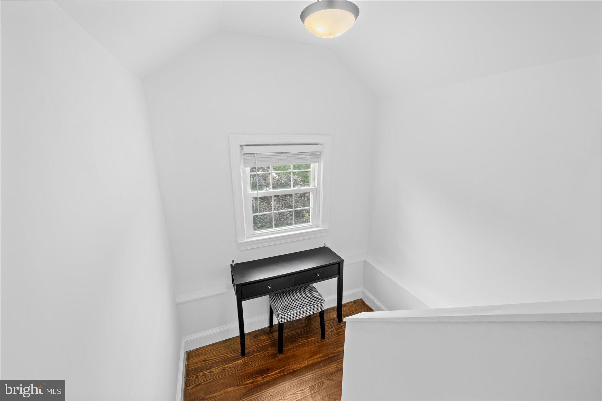Real estate listing preview #34