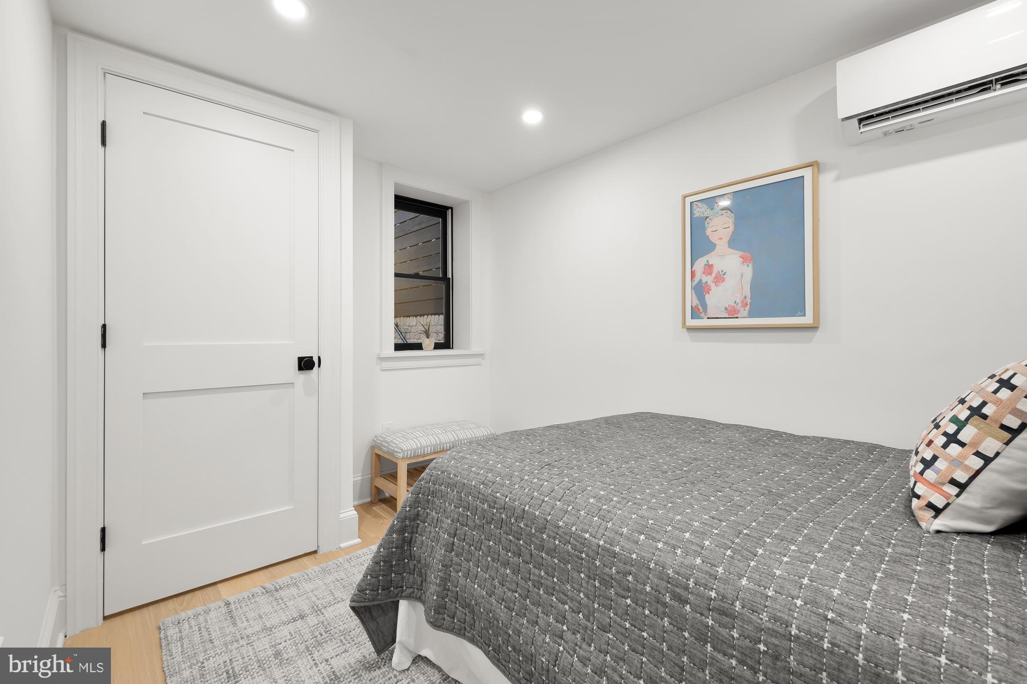 Real estate listing preview #32