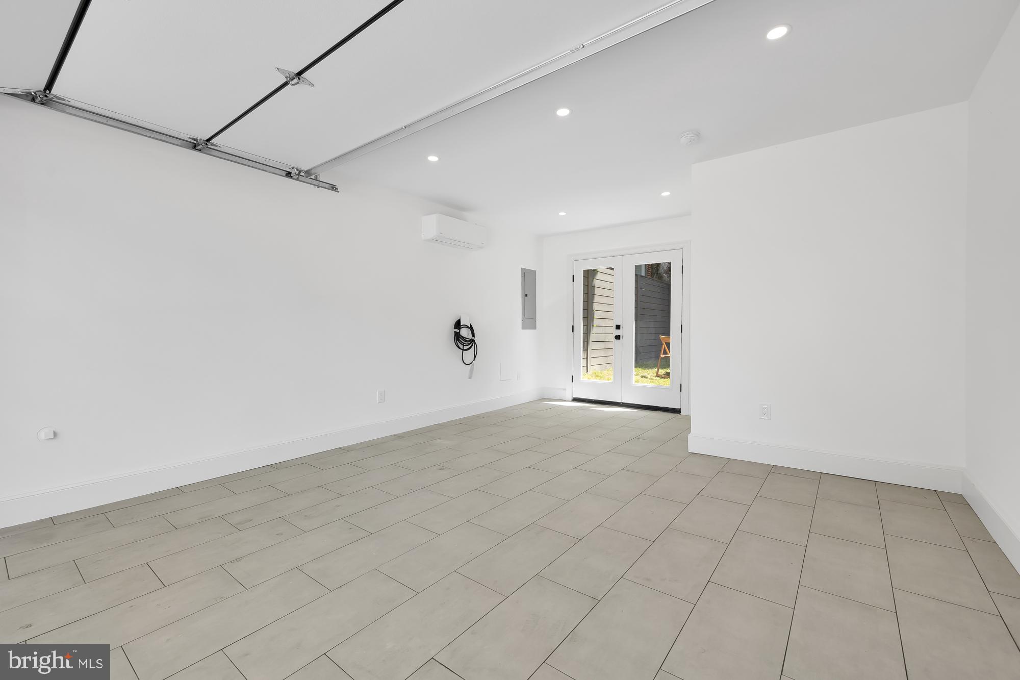 Real estate listing preview #42