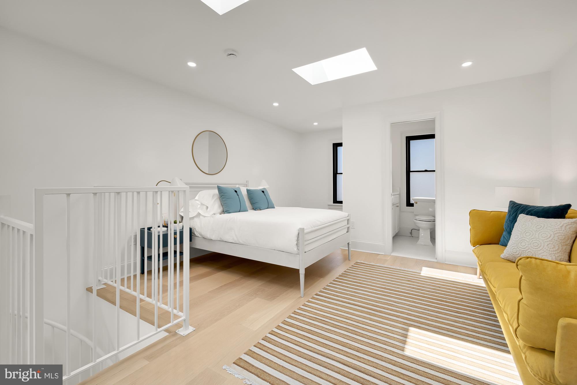 Real estate listing preview #38