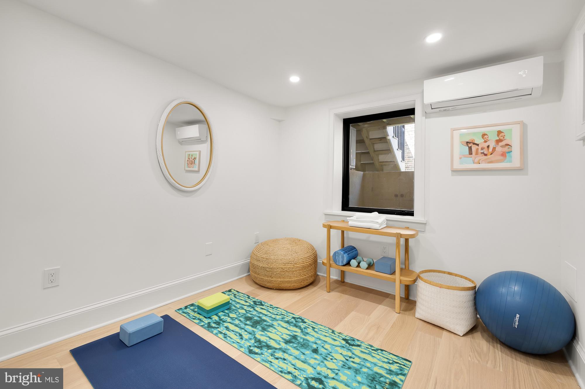 Real estate listing preview #35