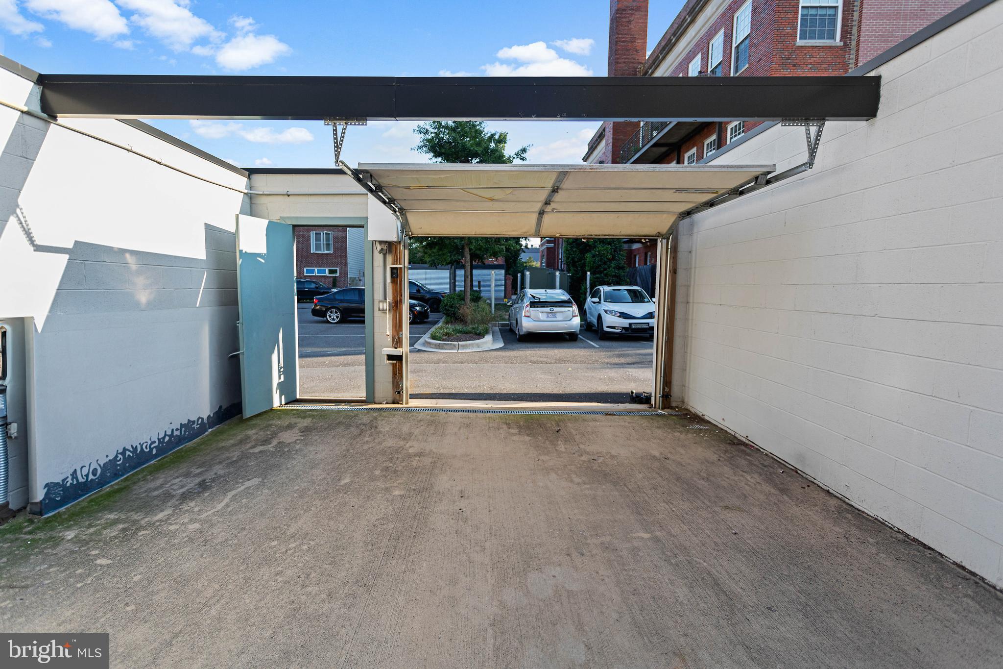 Real estate listing preview #41