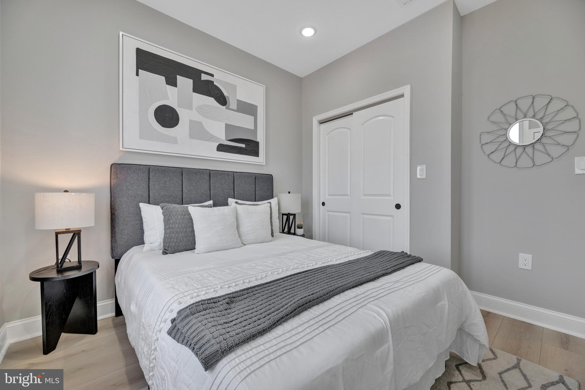 Real estate listing preview #15