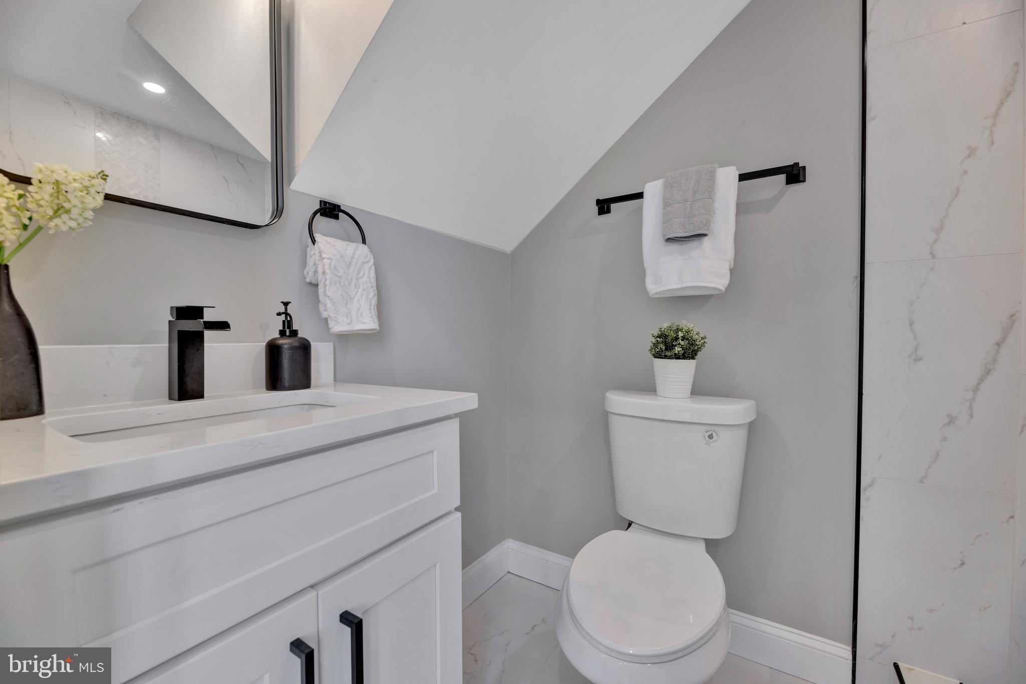 Real estate listing preview #10