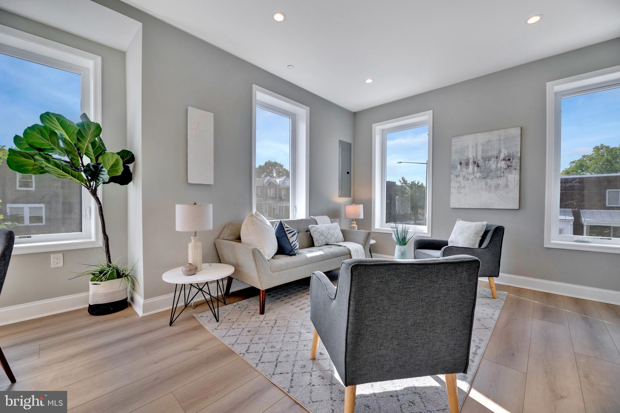 Real estate listing preview #17