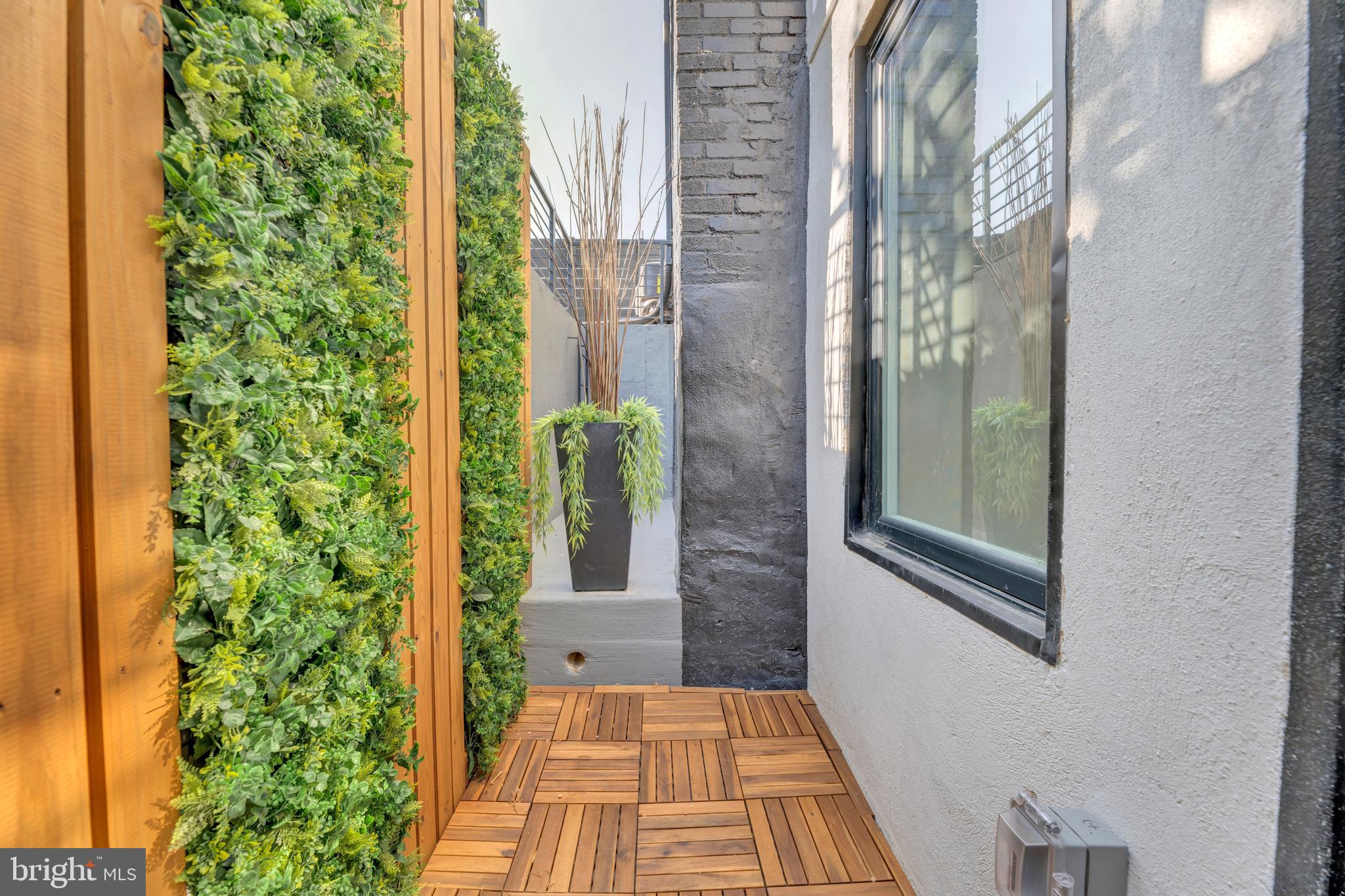 Real estate listing preview #47