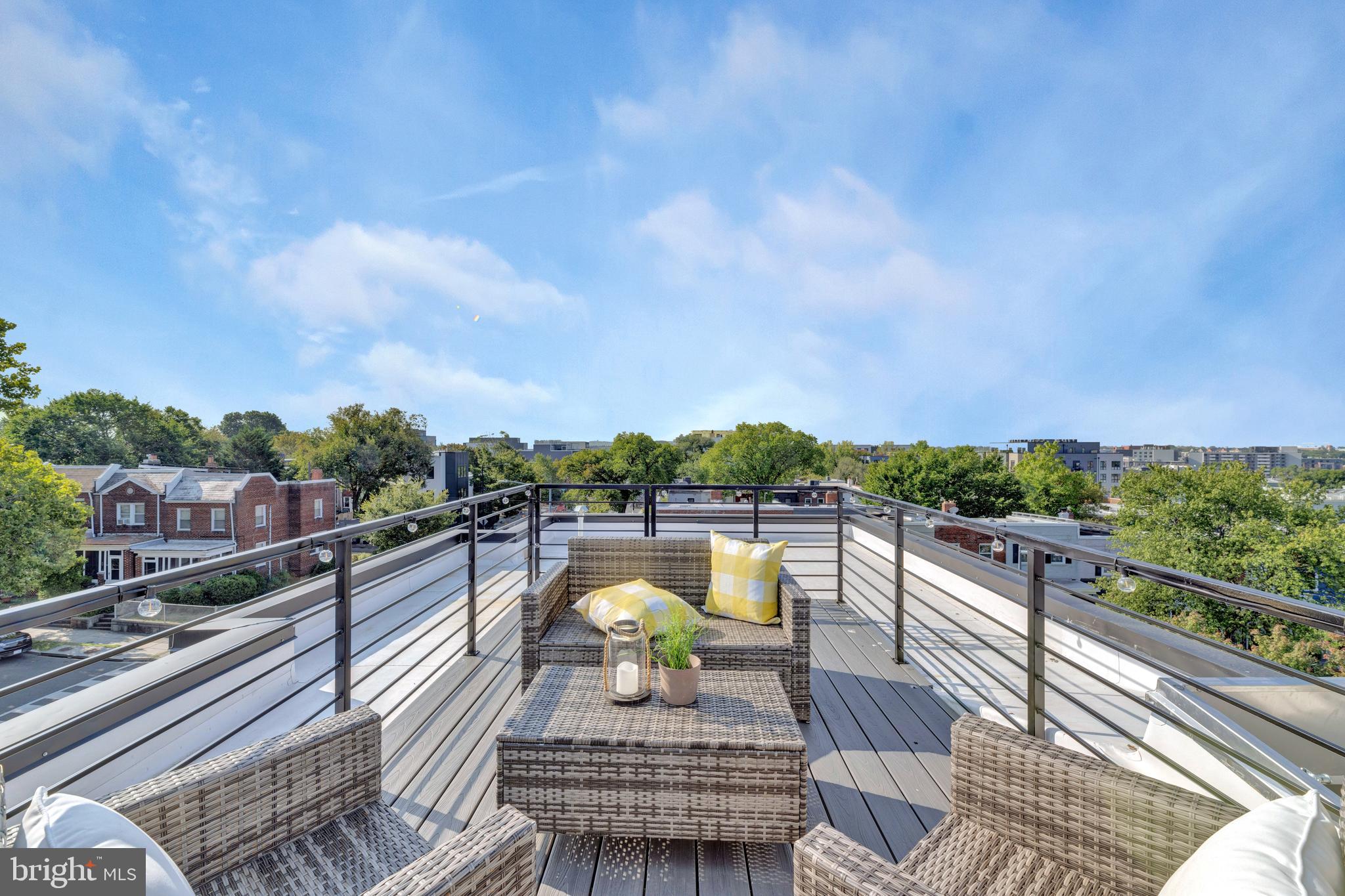 Real estate listing preview #34