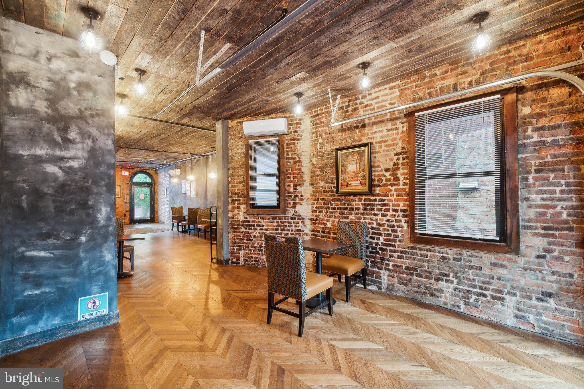 Real estate listing preview #7