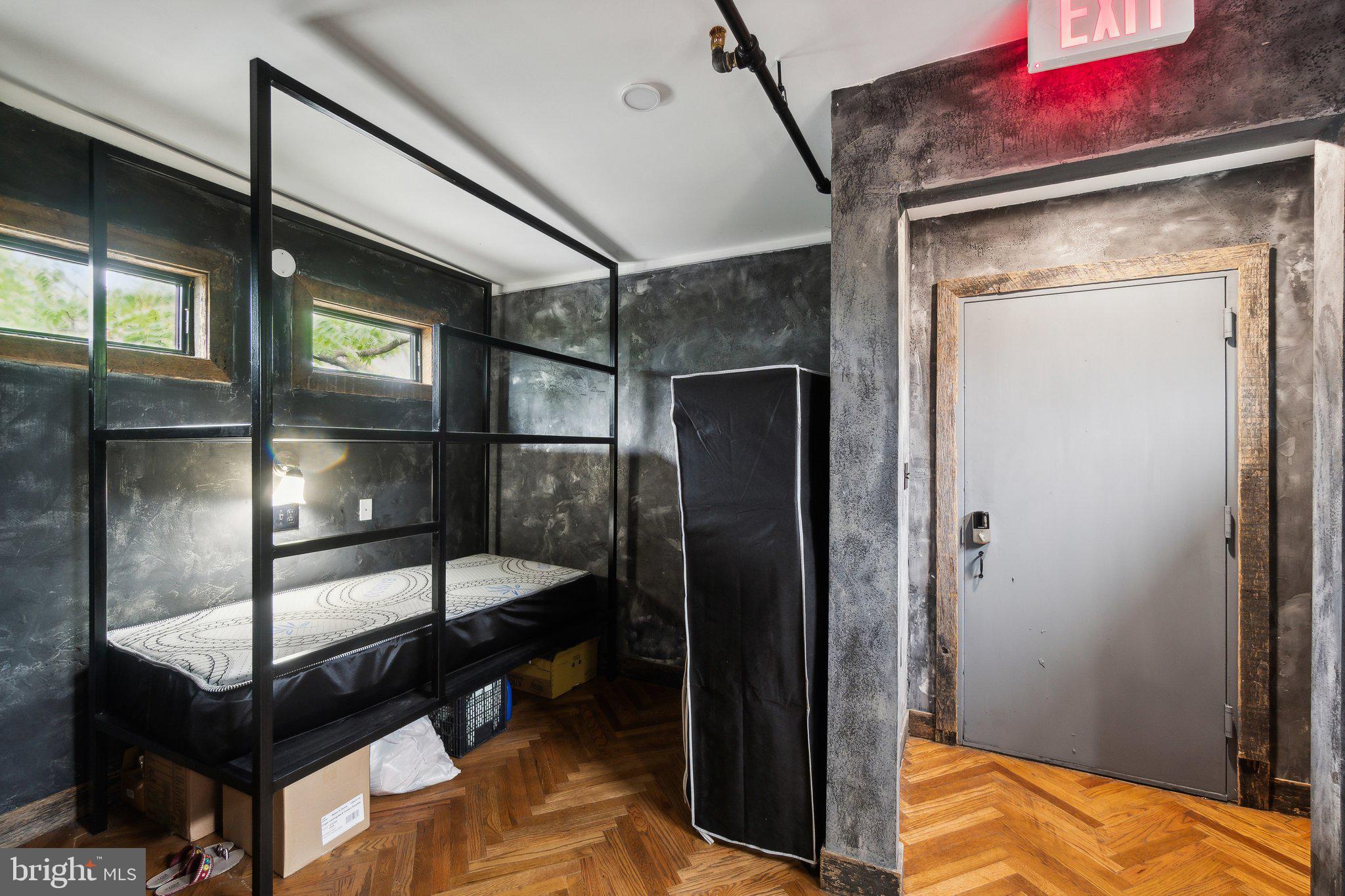 Real estate listing preview #22