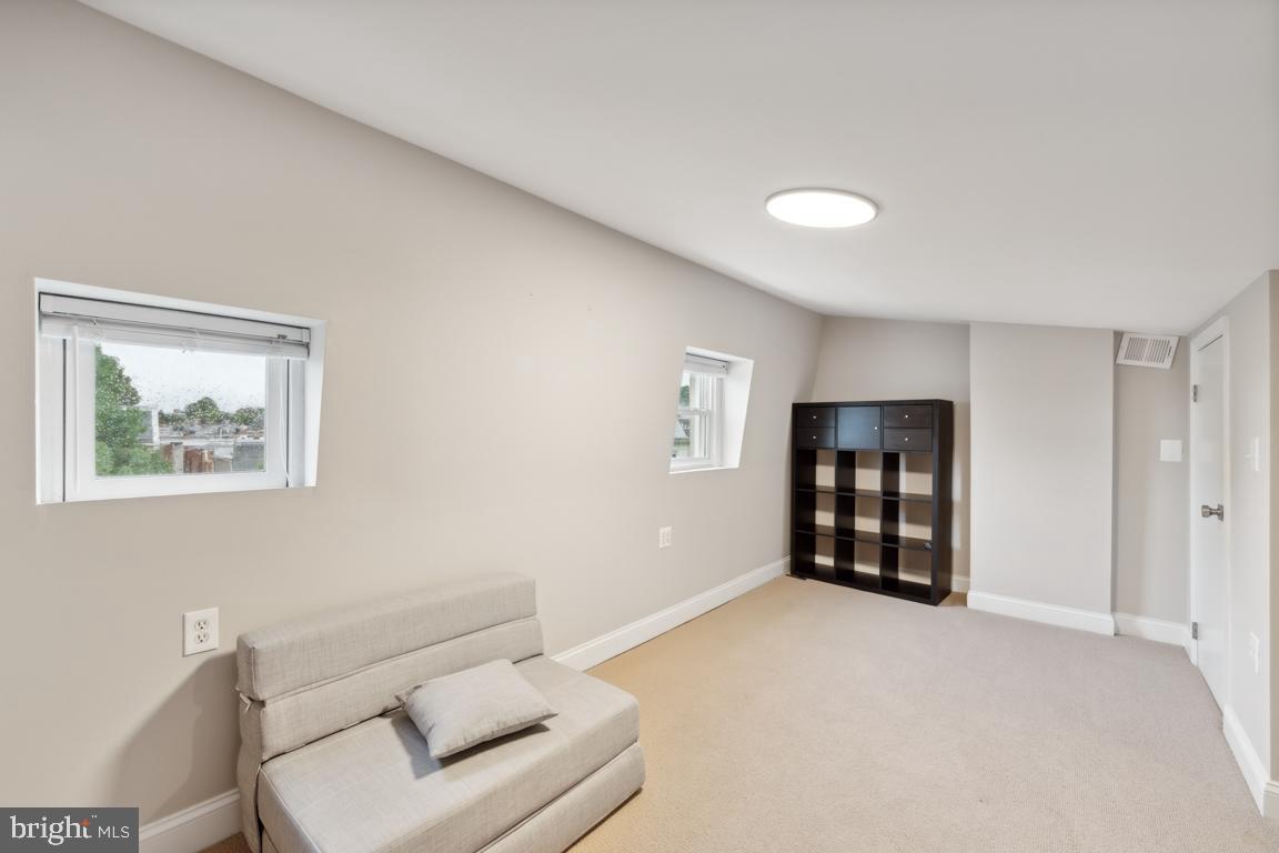 Real estate listing preview #26