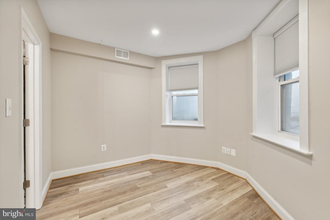 Real estate listing preview #36