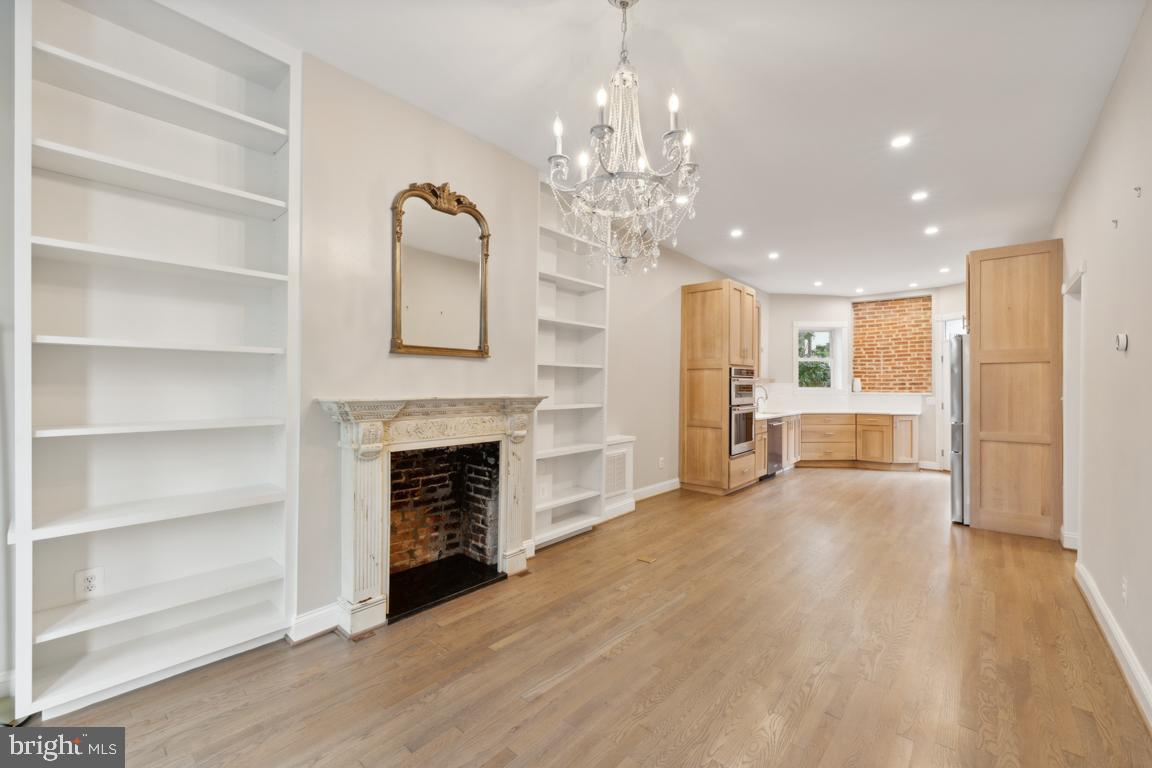 Real estate listing preview #4