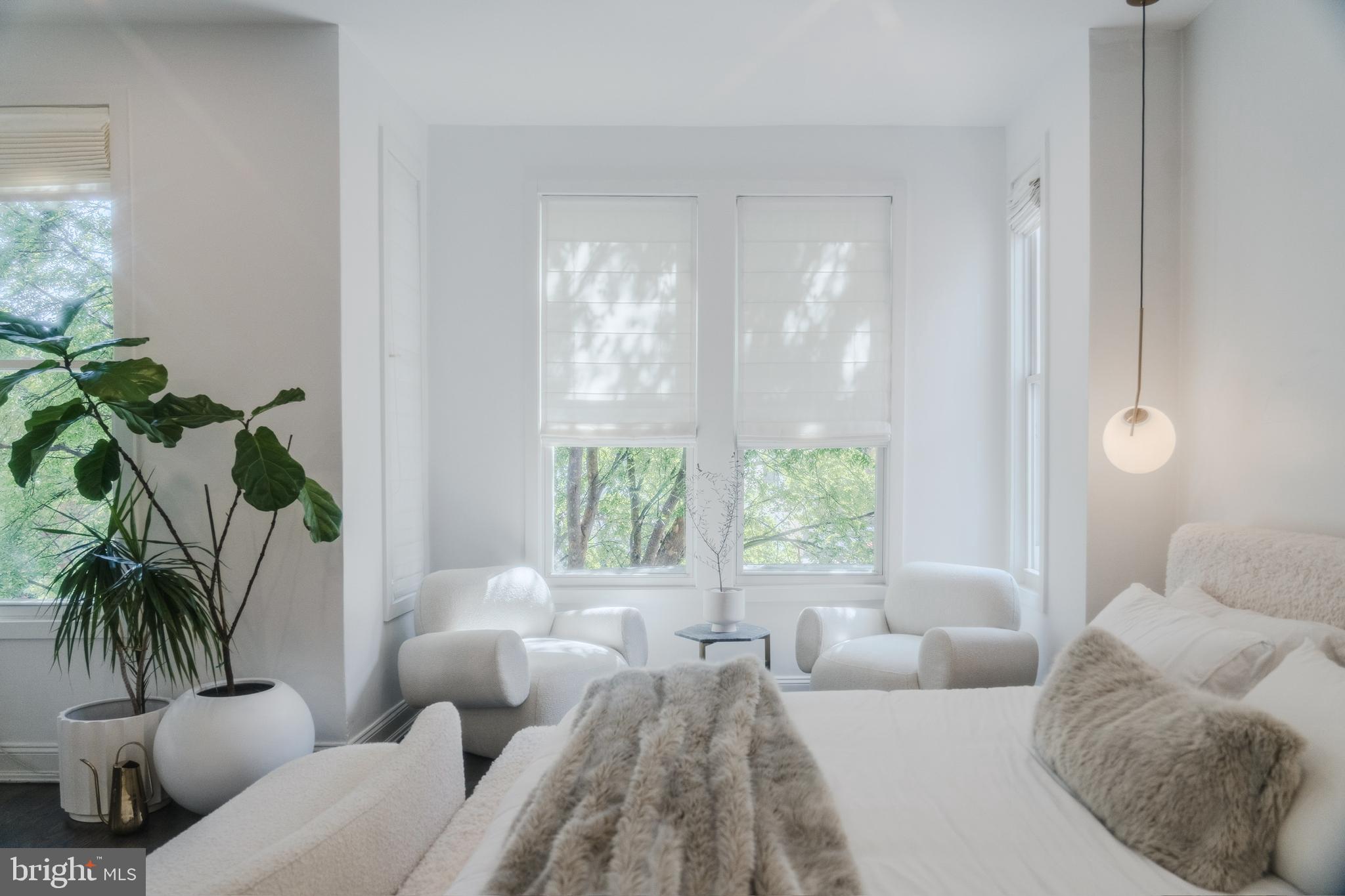 Real estate listing preview #16