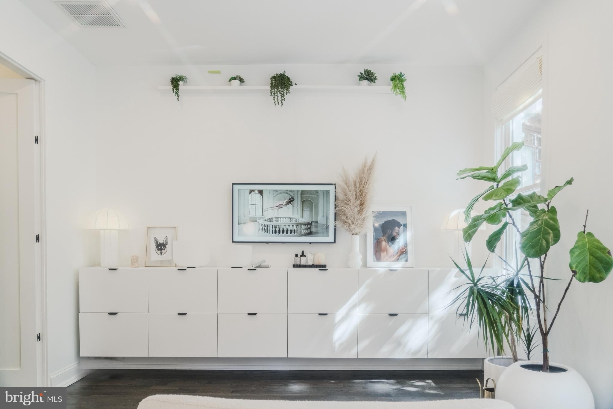 Real estate listing preview #15