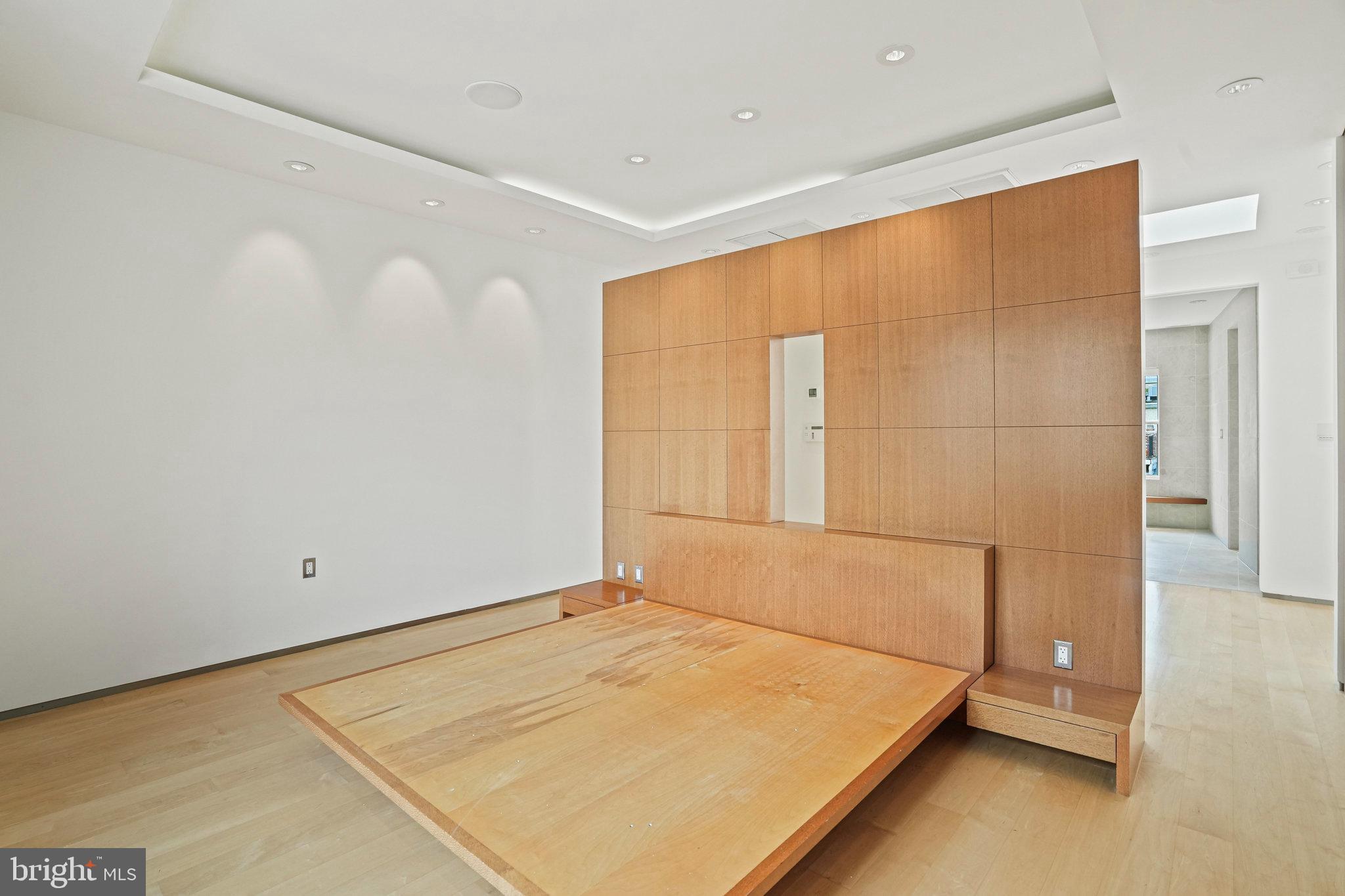 Real estate listing preview #30