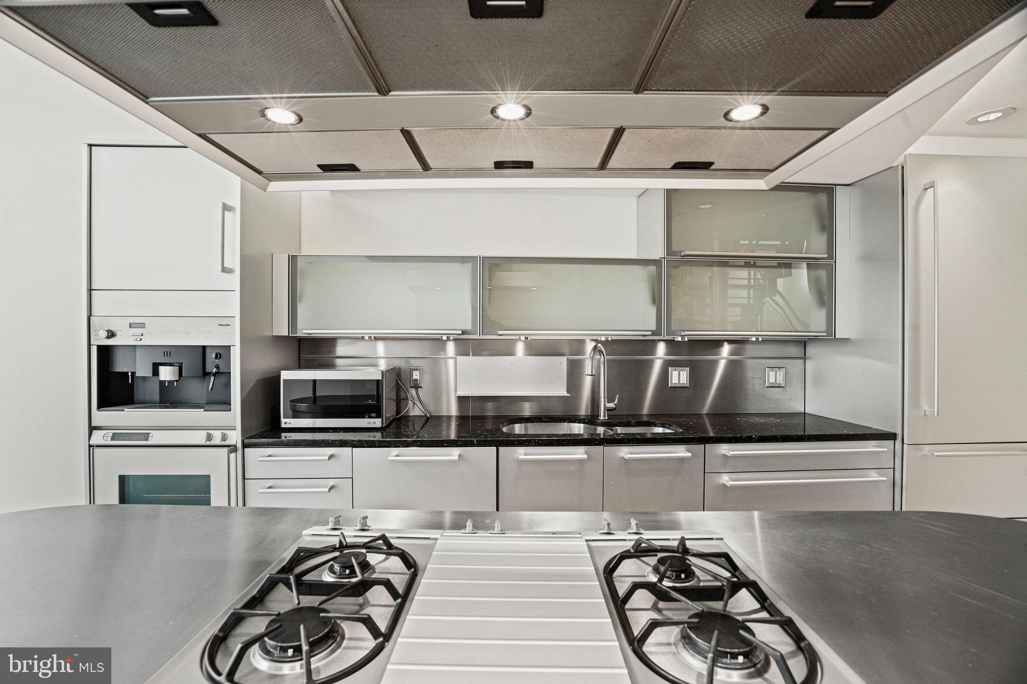 Real estate listing preview #9