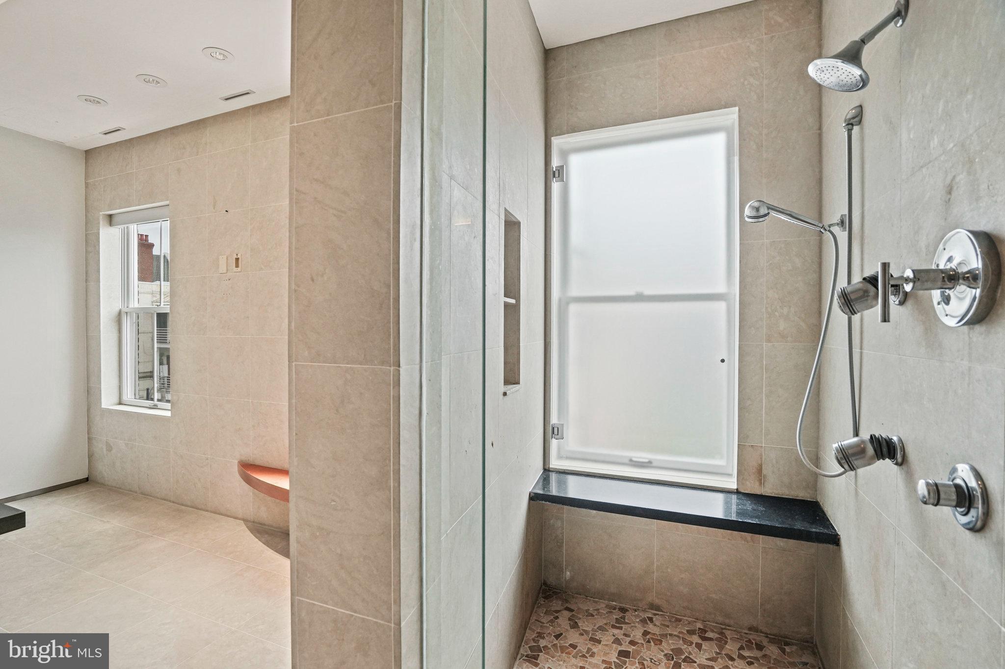 Real estate listing preview #35