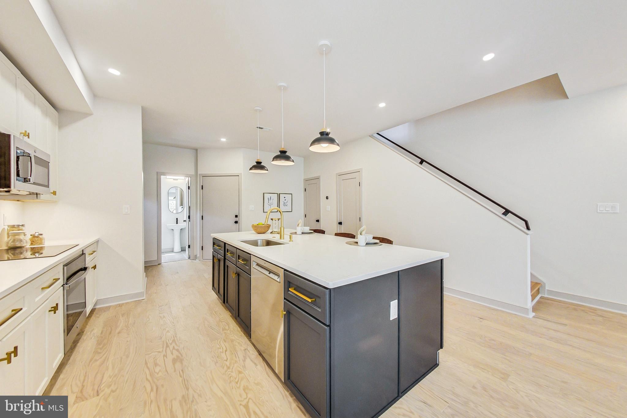 Real estate listing preview #10