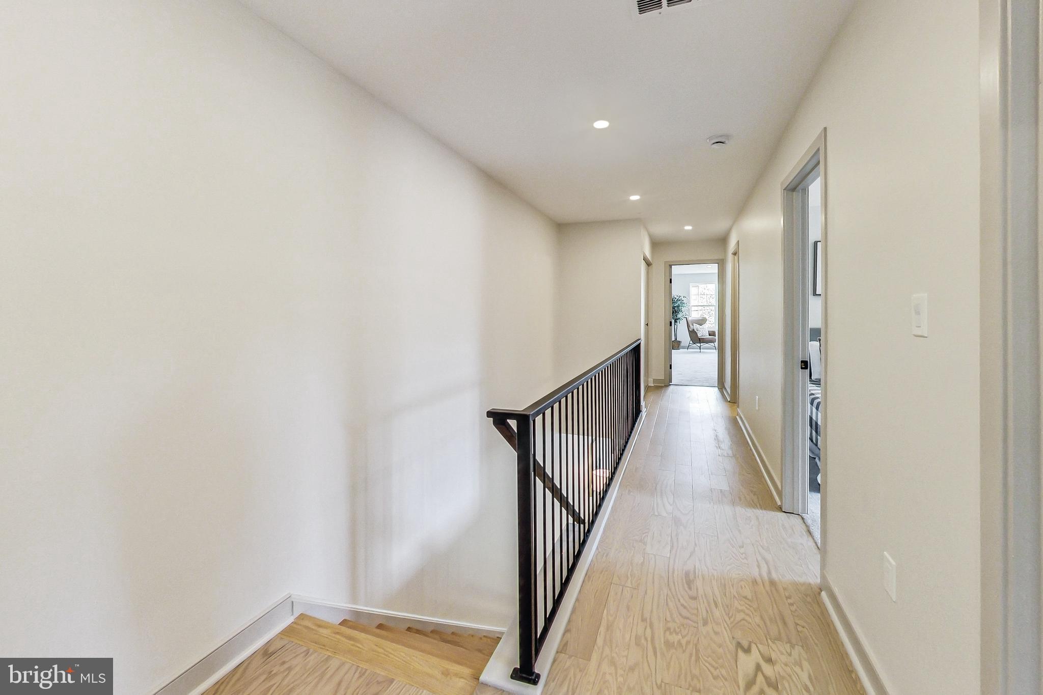 Real estate listing preview #28