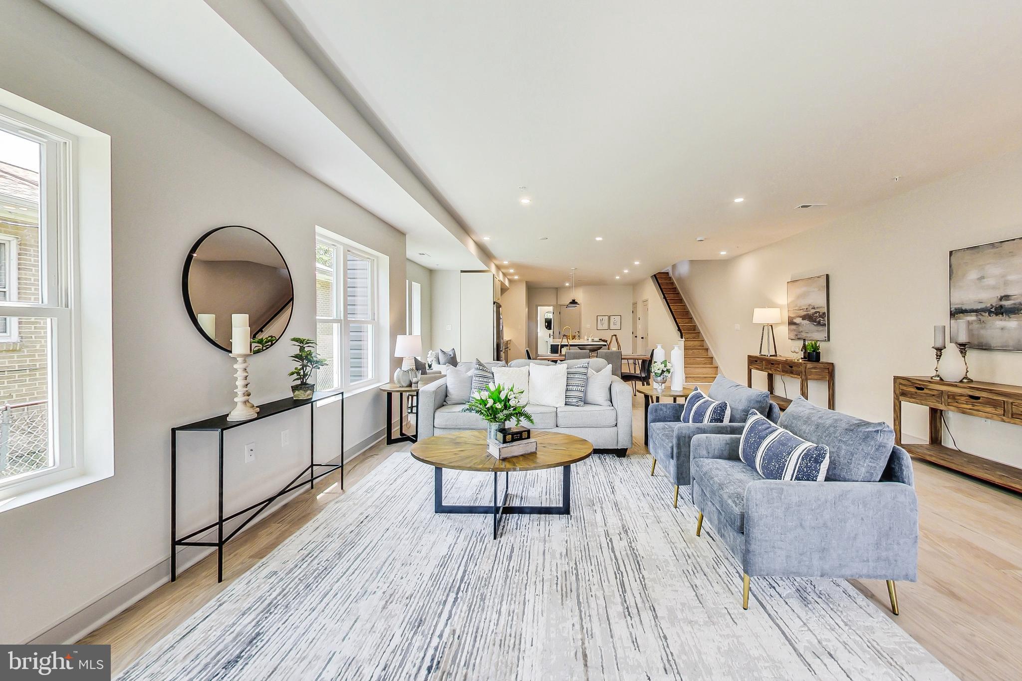 Real estate listing preview #4