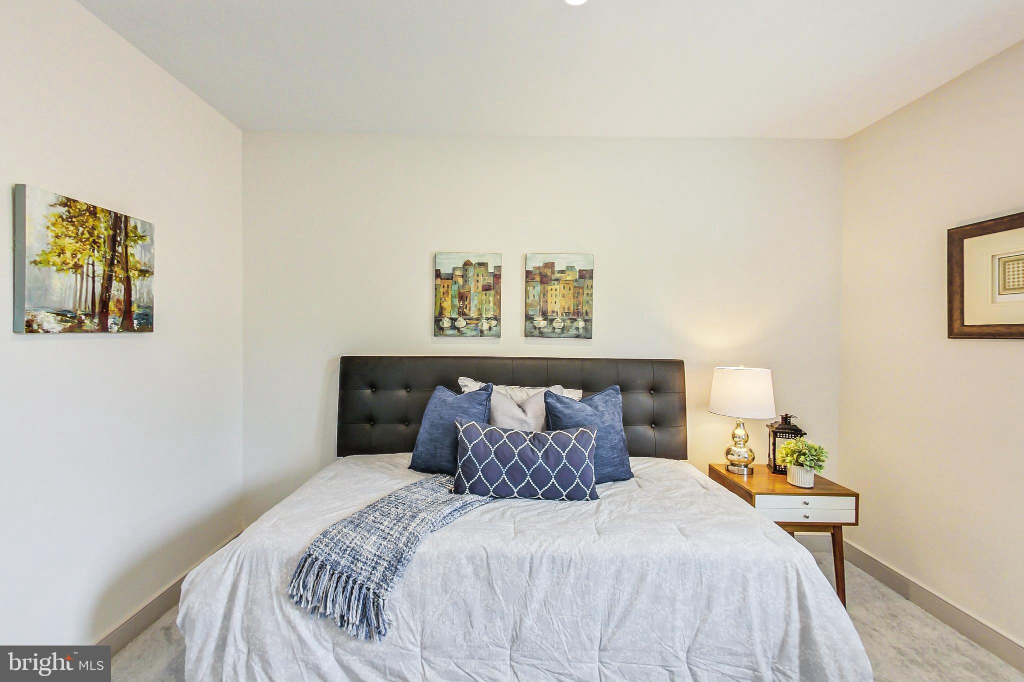 Real estate listing preview #24