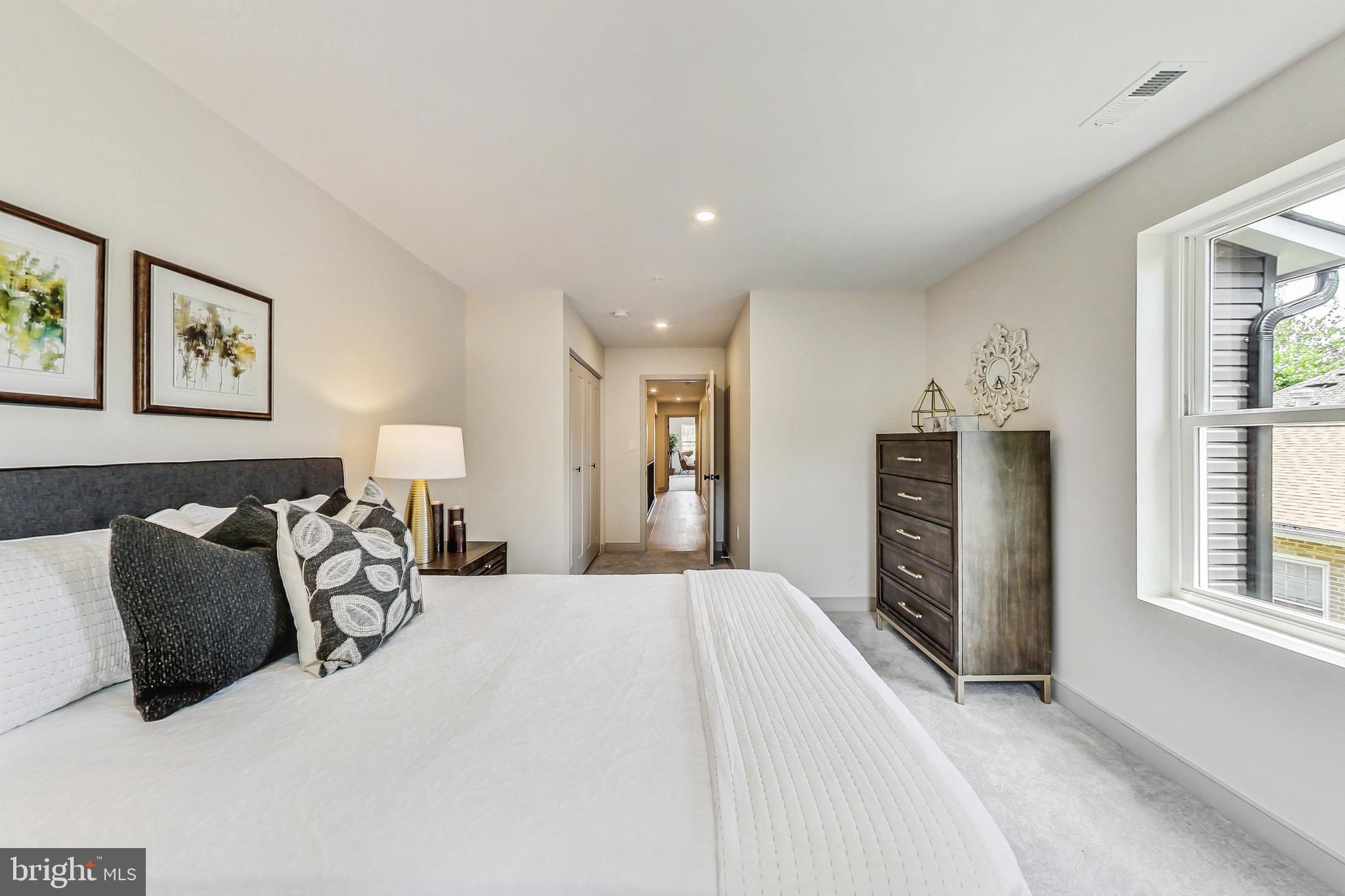 Real estate listing preview #19