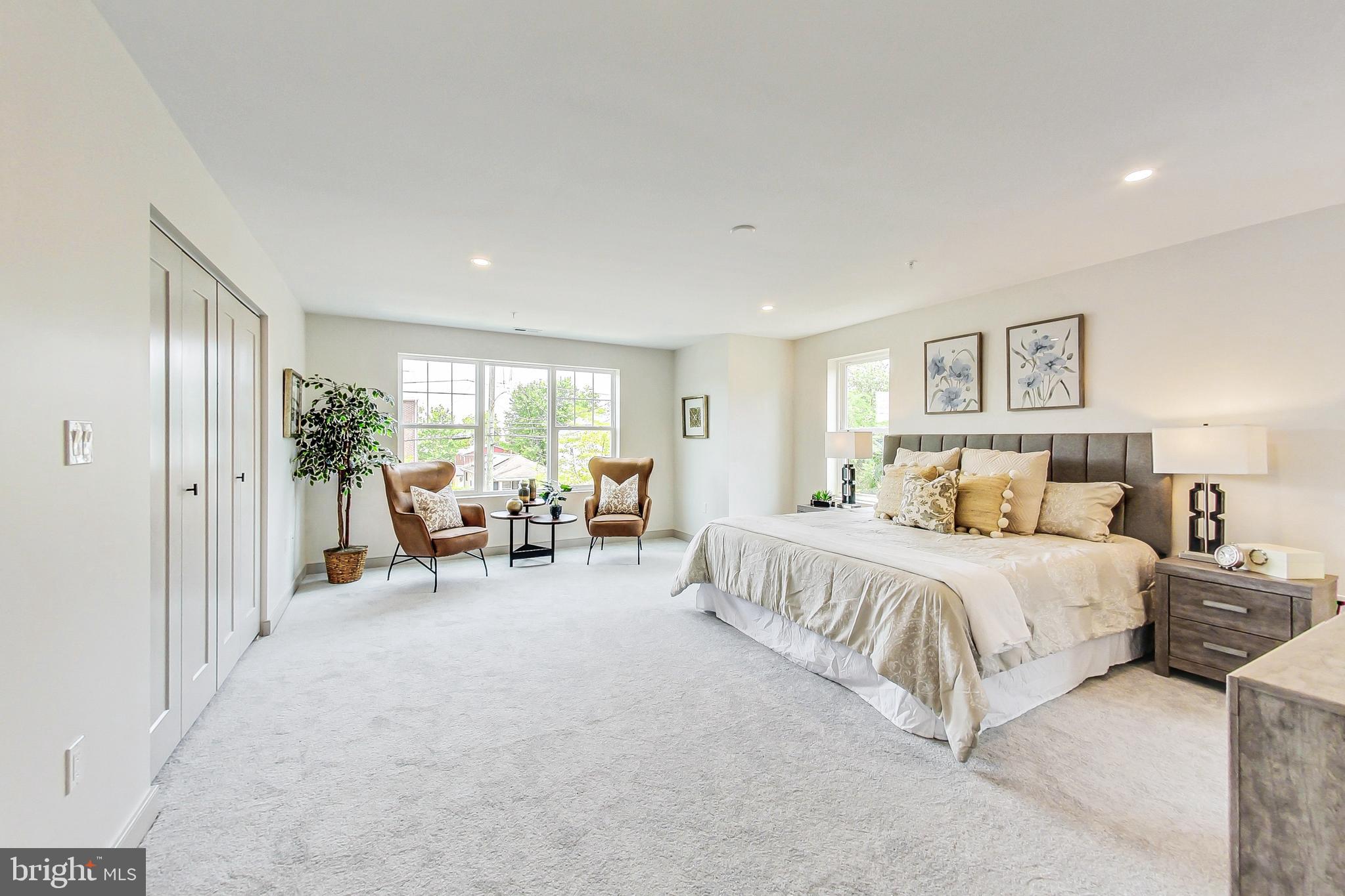 Real estate listing preview #14