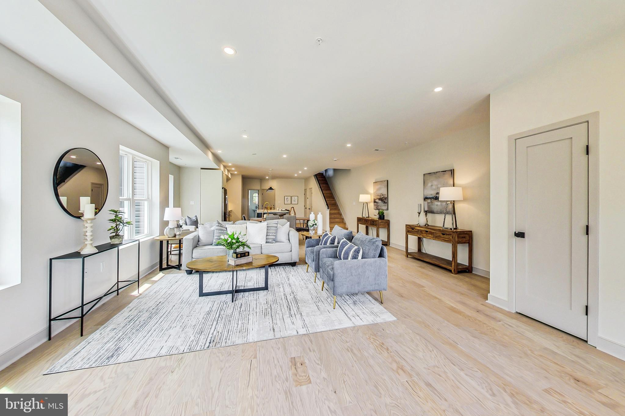 Real estate listing preview #5