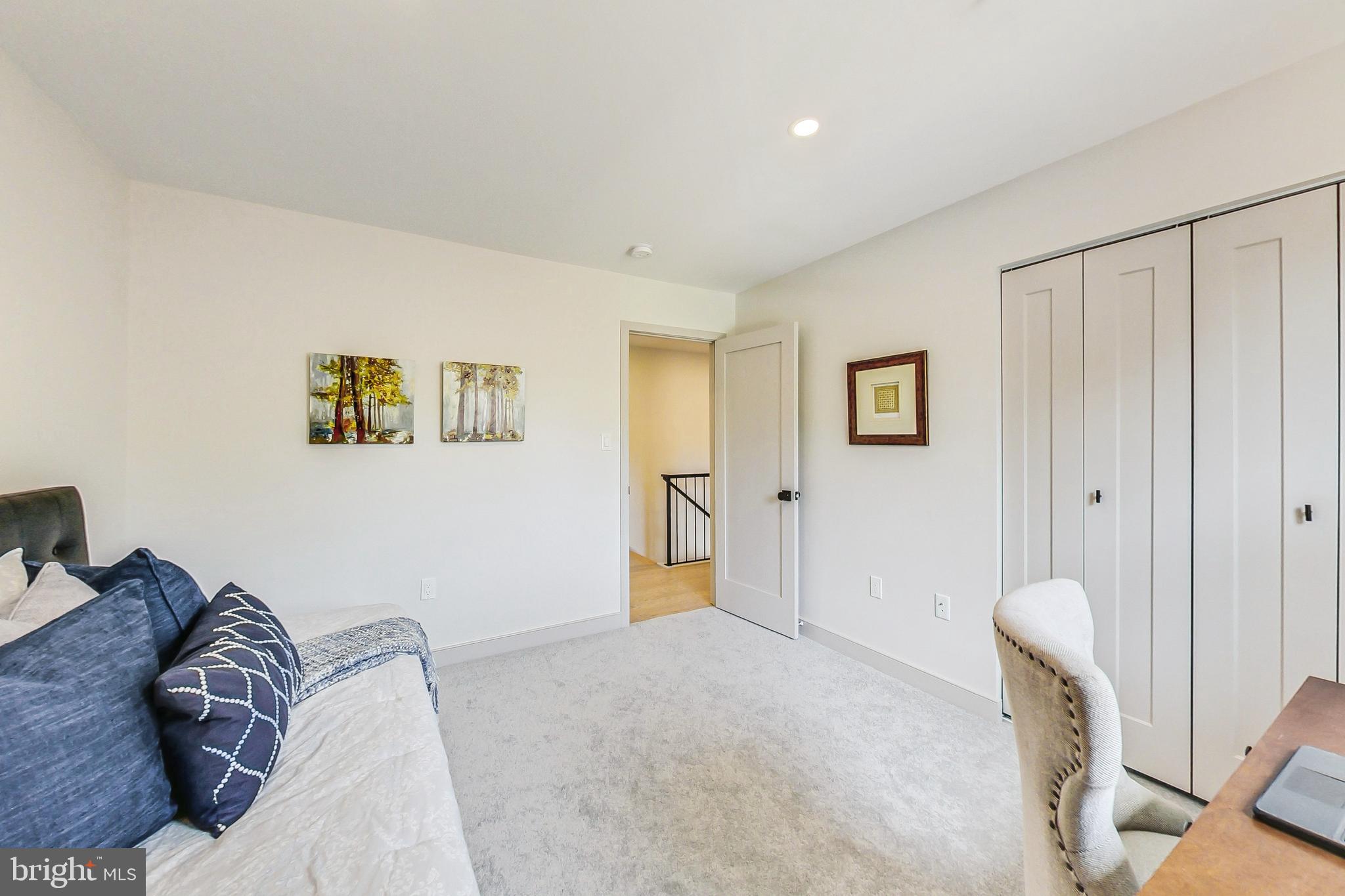 Real estate listing preview #22