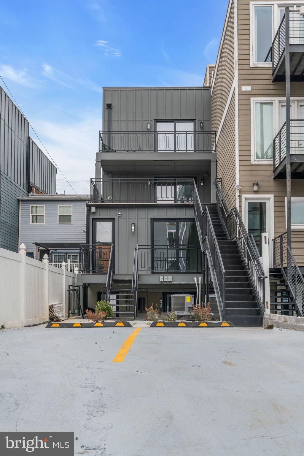 Real estate listing preview #82