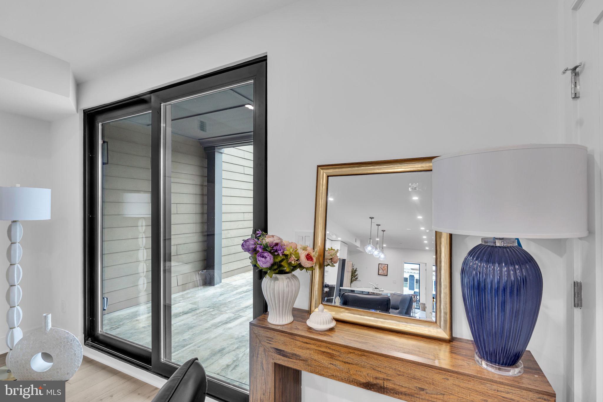 Real estate listing preview #16