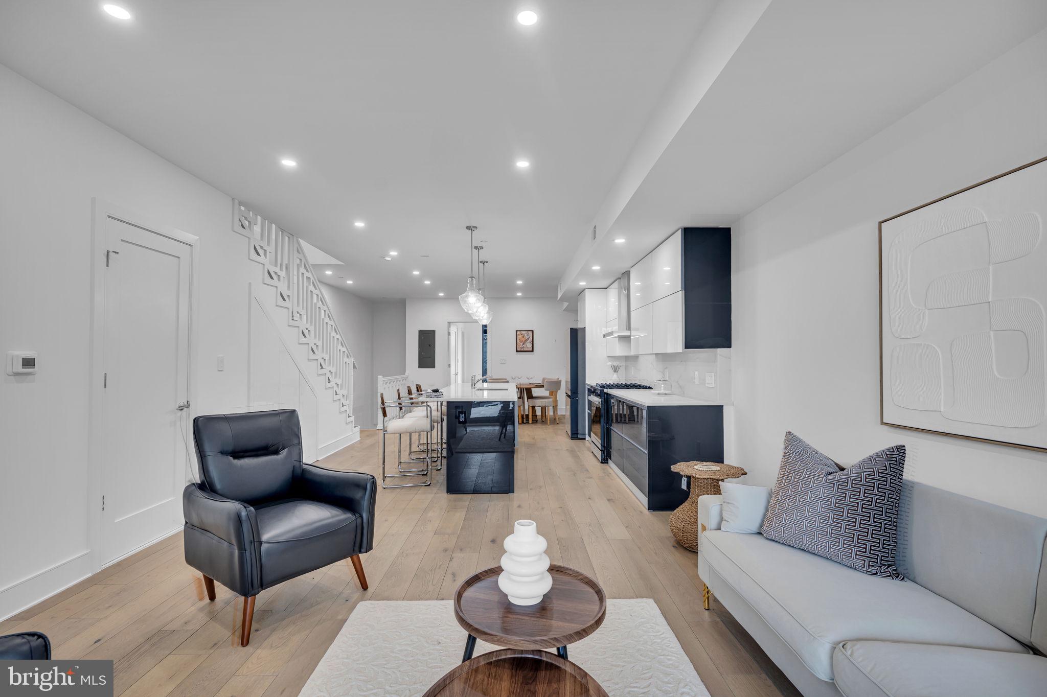 Real estate listing preview #17