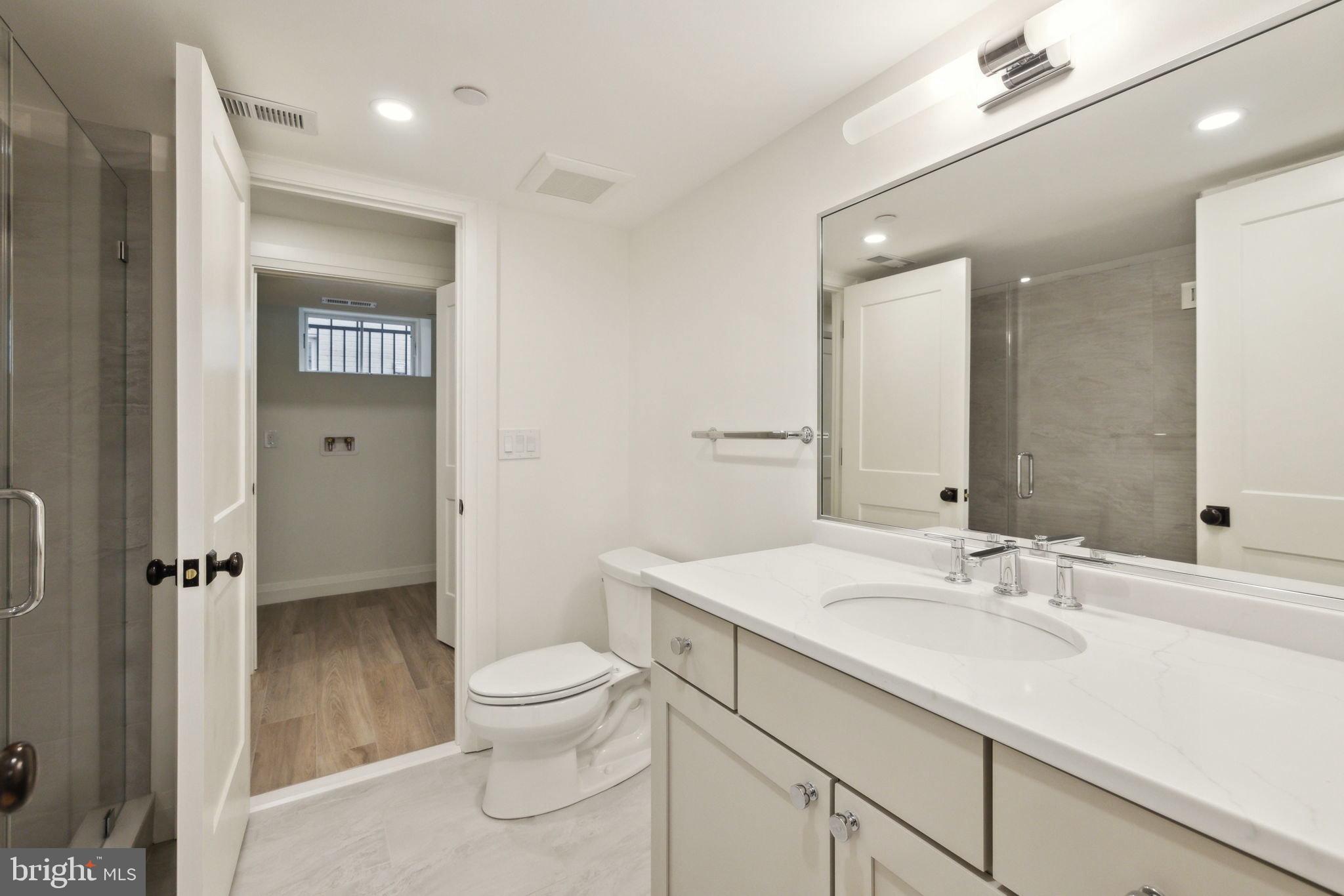 Real estate listing preview #34