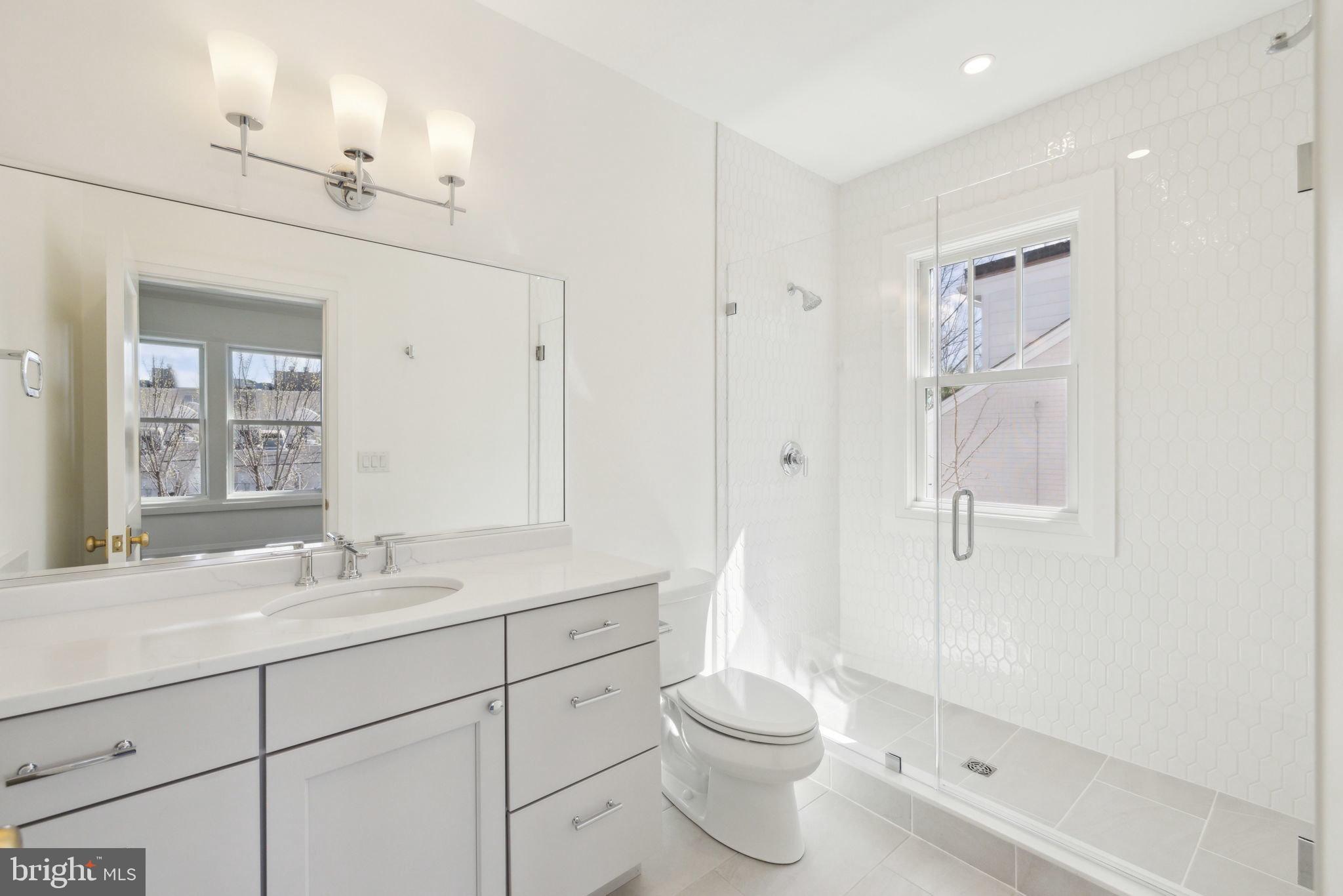 Real estate listing preview #25