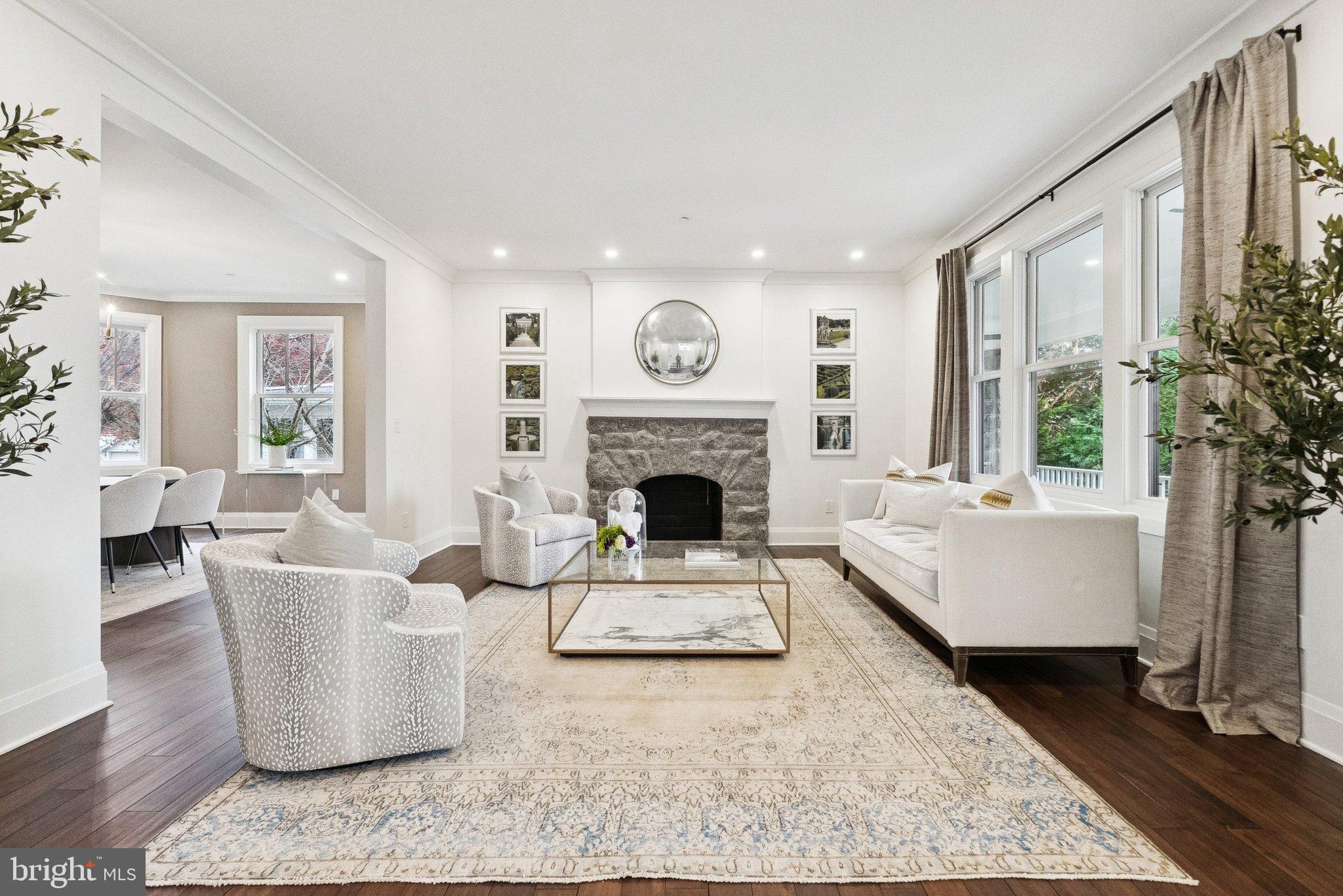 Real estate listing preview #6