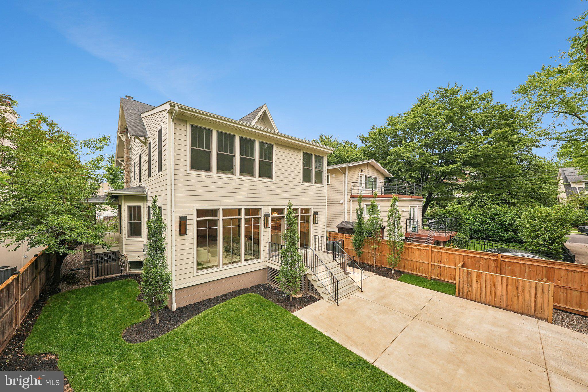 Real estate listing preview #35