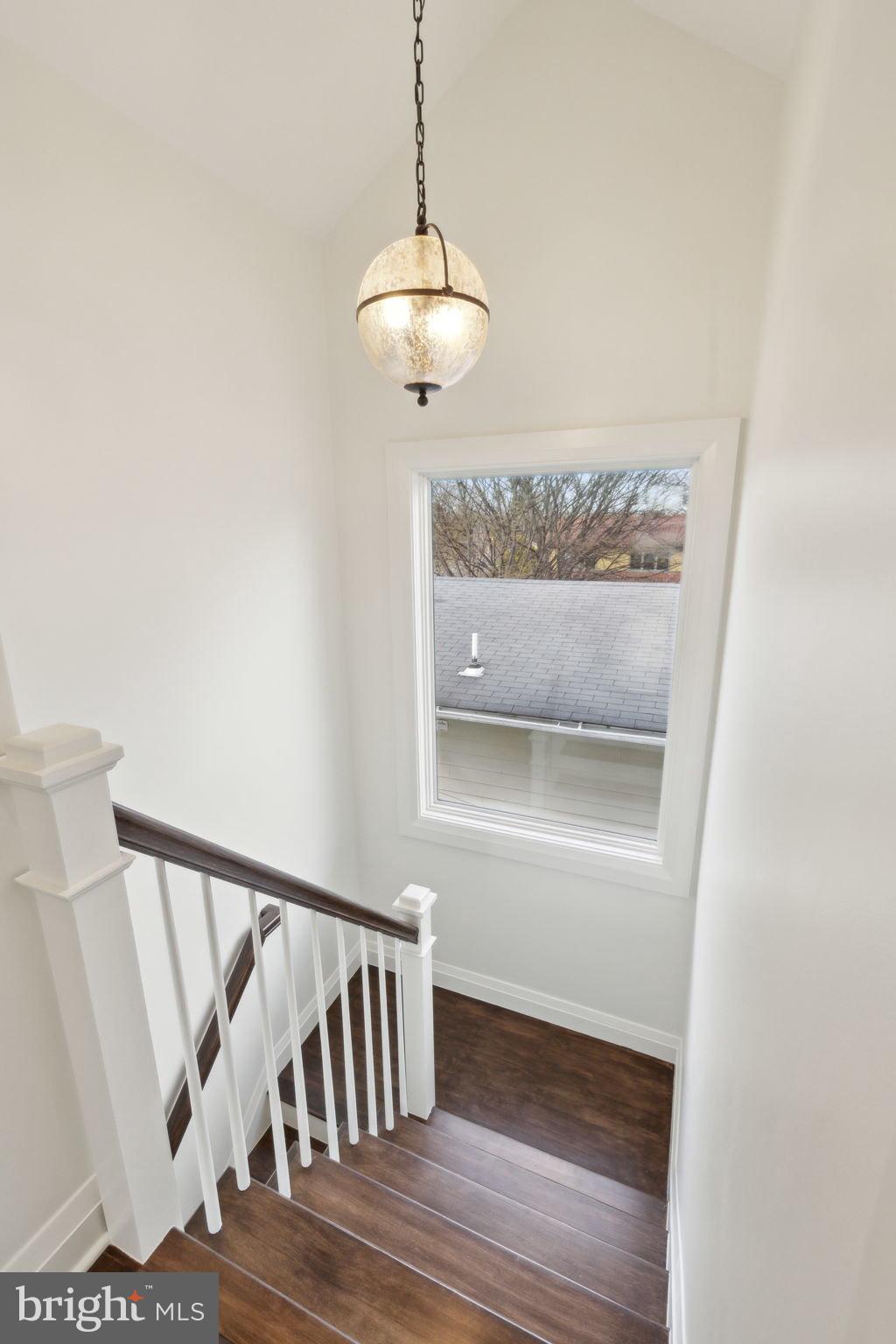 Real estate listing preview #26