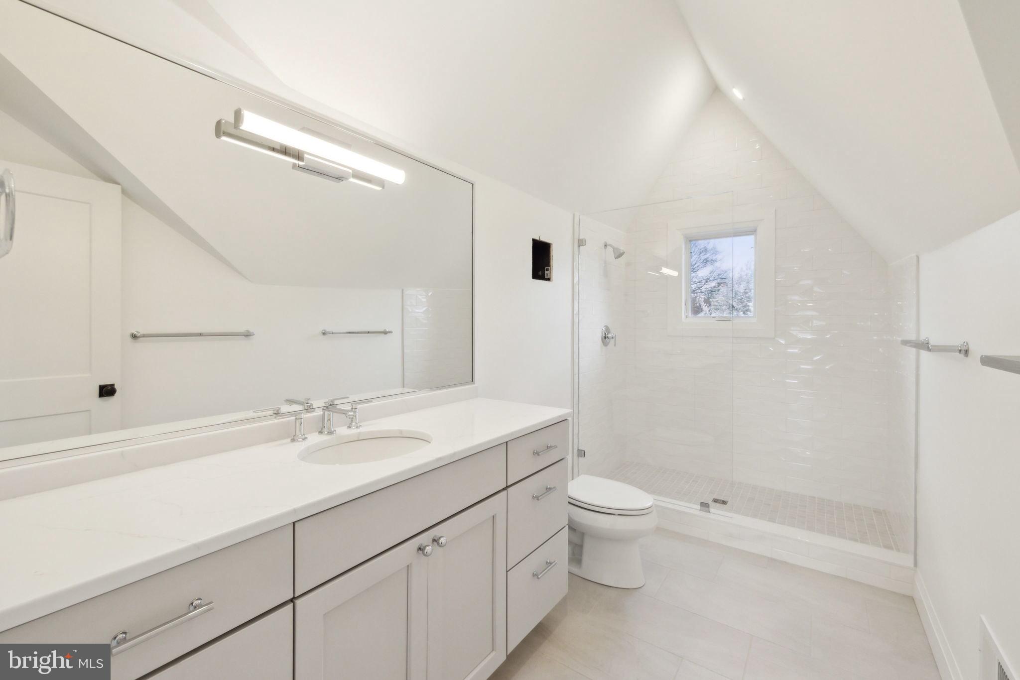 Real estate listing preview #29