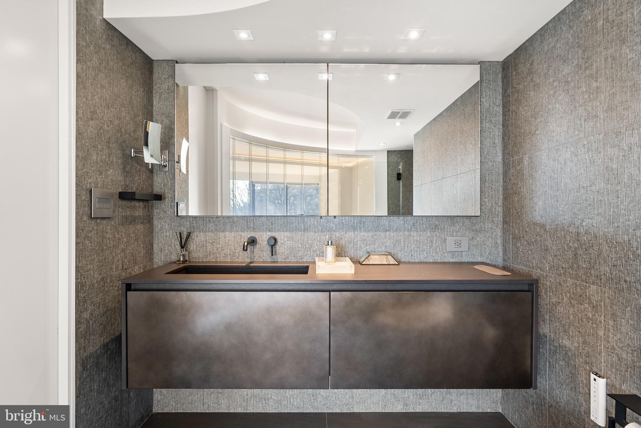 Real estate listing preview #42