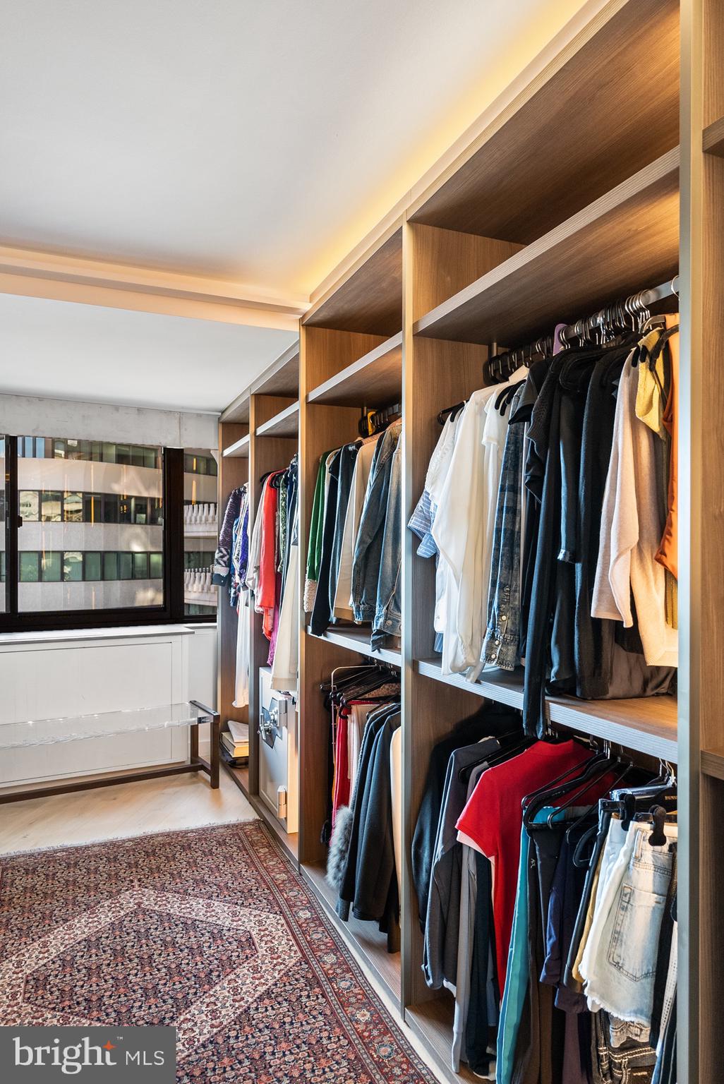 Real estate listing preview #49