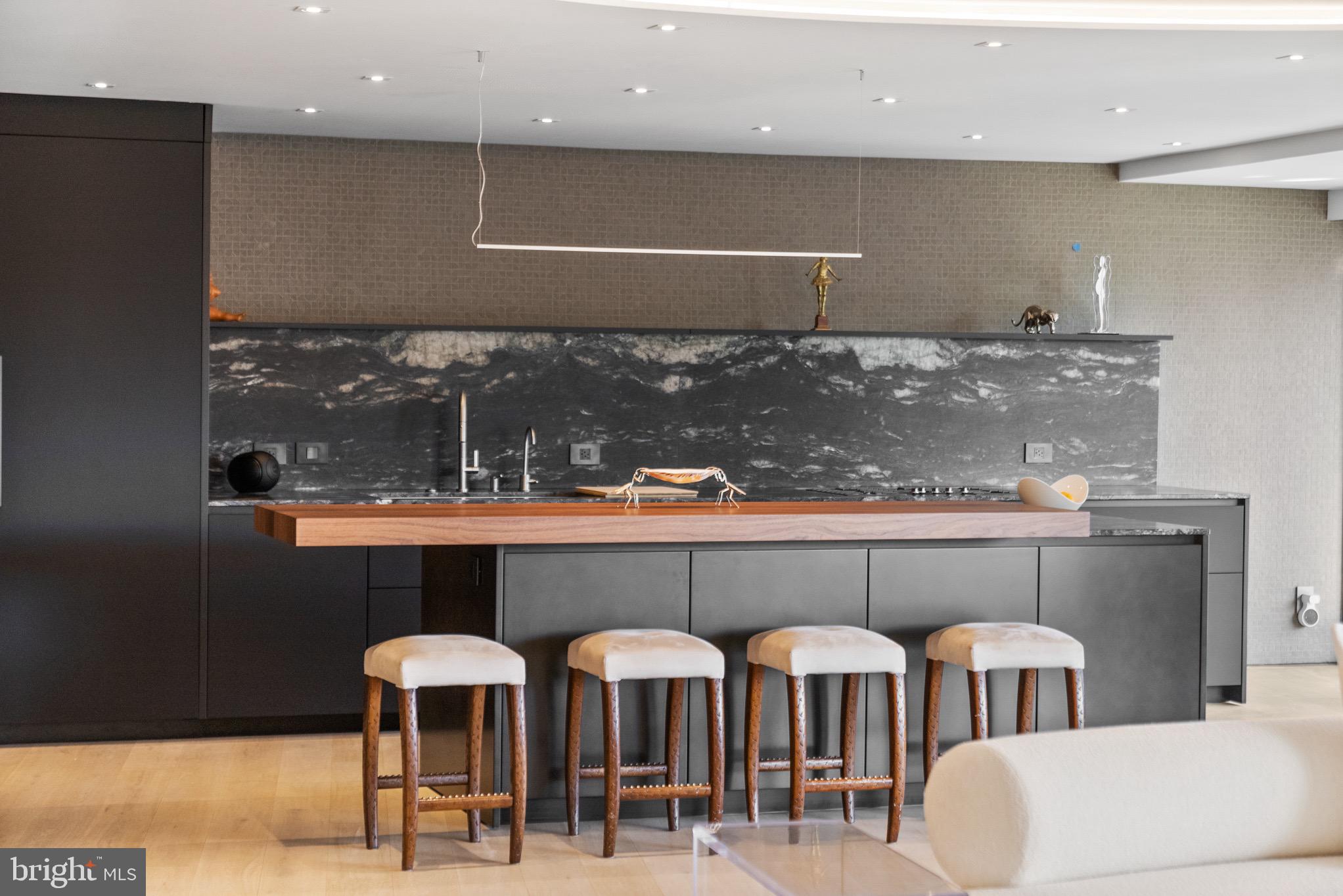 Real estate listing preview #77