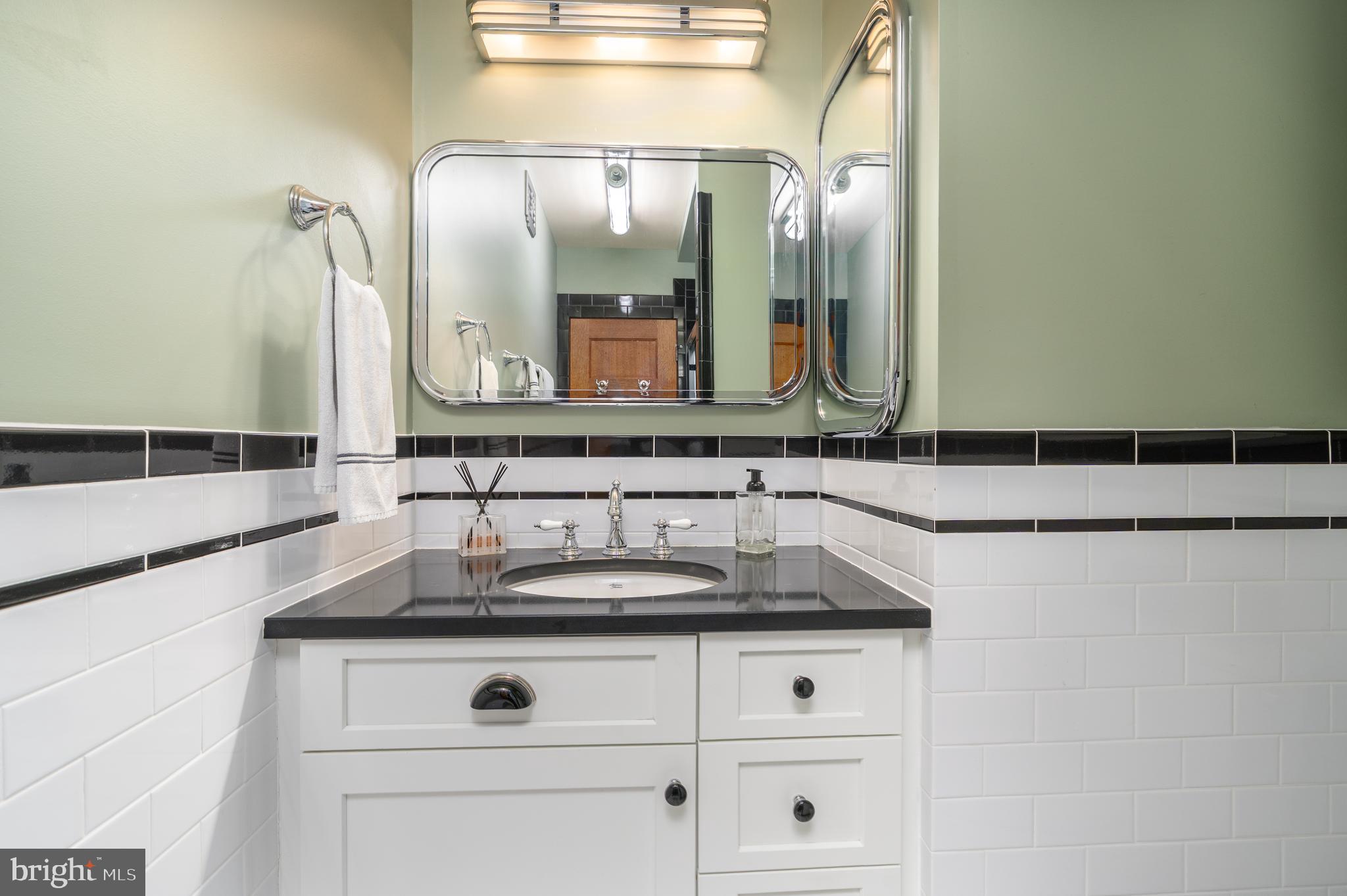 Real estate listing preview #10