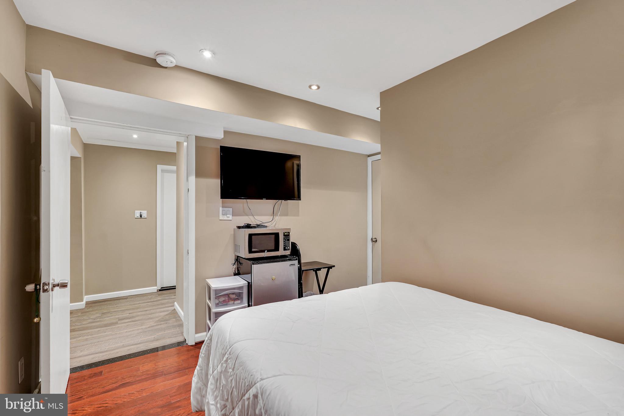 Real estate listing preview #34