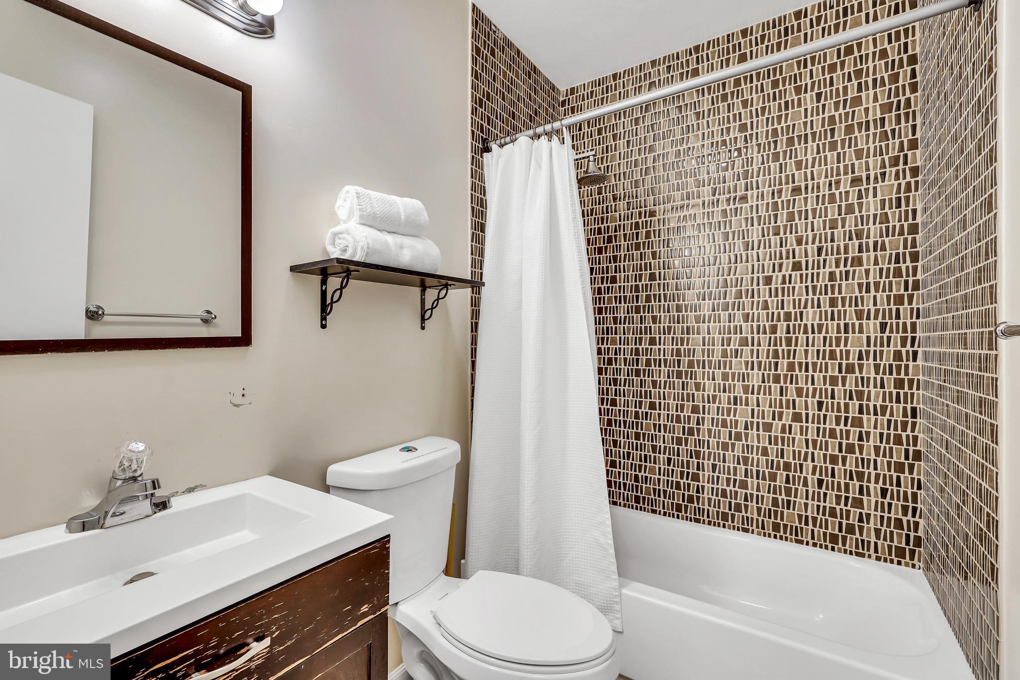 Real estate listing preview #117