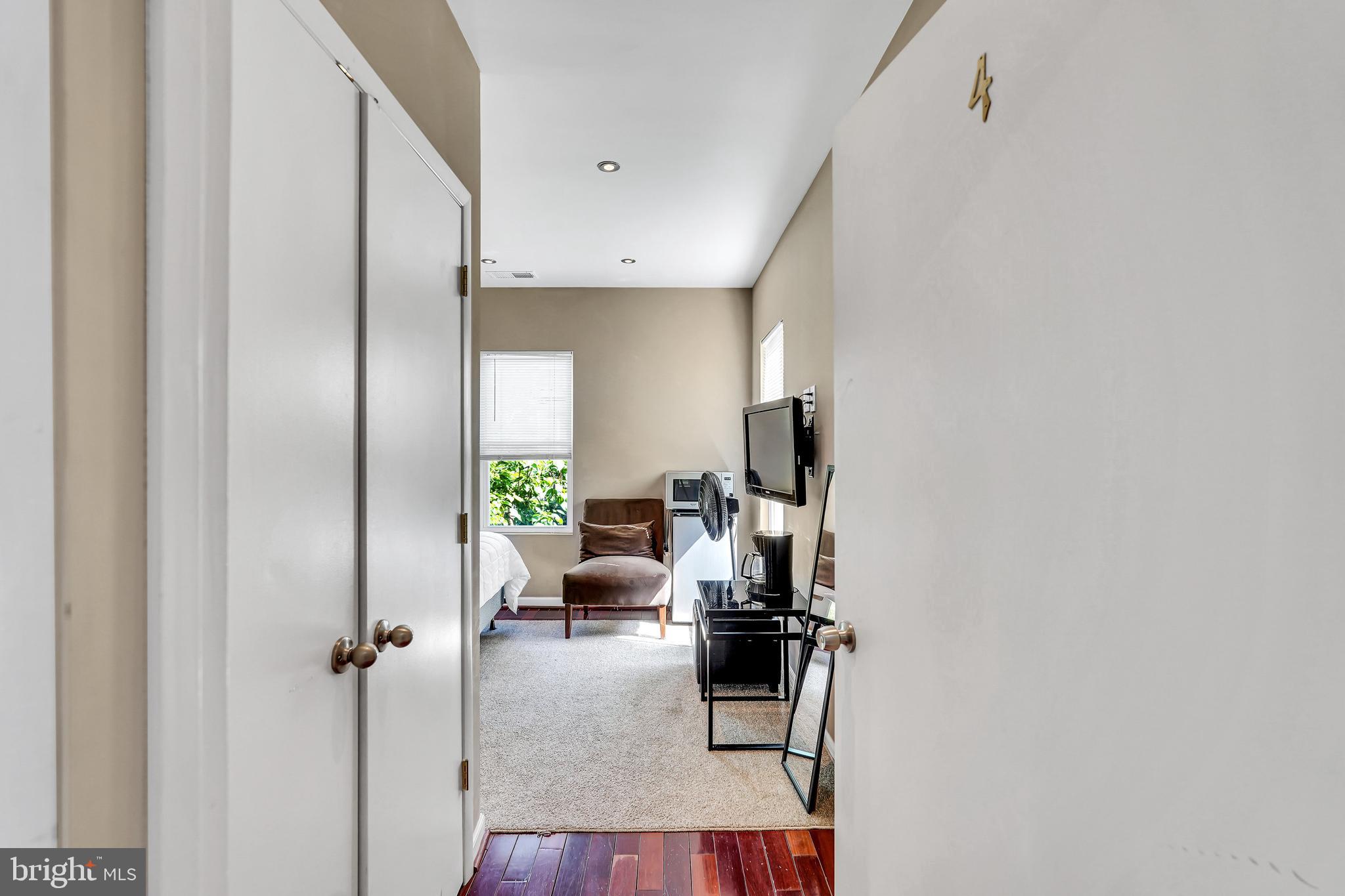 Real estate listing preview #120